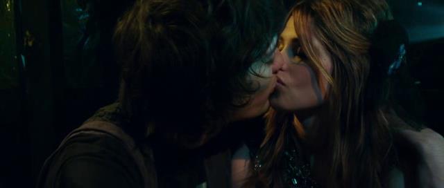 Ashley-Greene-dot-nl_LOL00348.jpg
