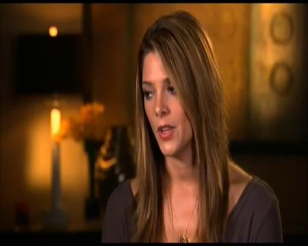 Ashley-Greene-dot-nl_LOL-Setinterview00178.jpg