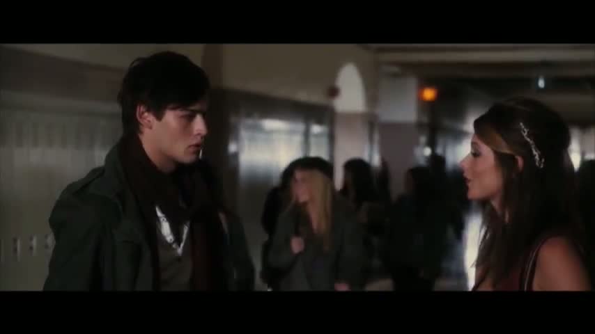 Ashley-Greene_dot_nl-LOL-Trailer00021.jpg