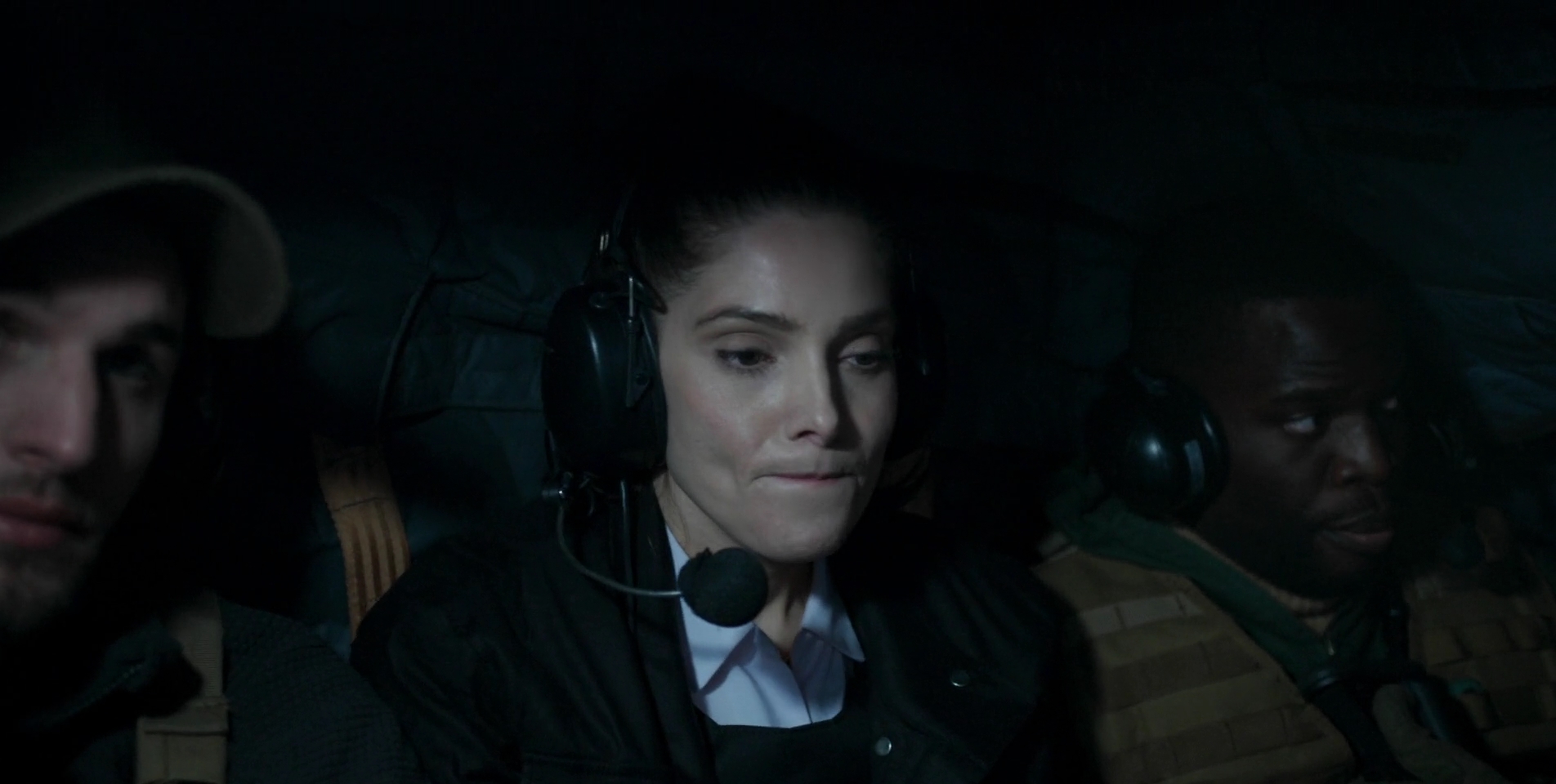Ashley-Greene-dot-nl_OneShot0073.jpg