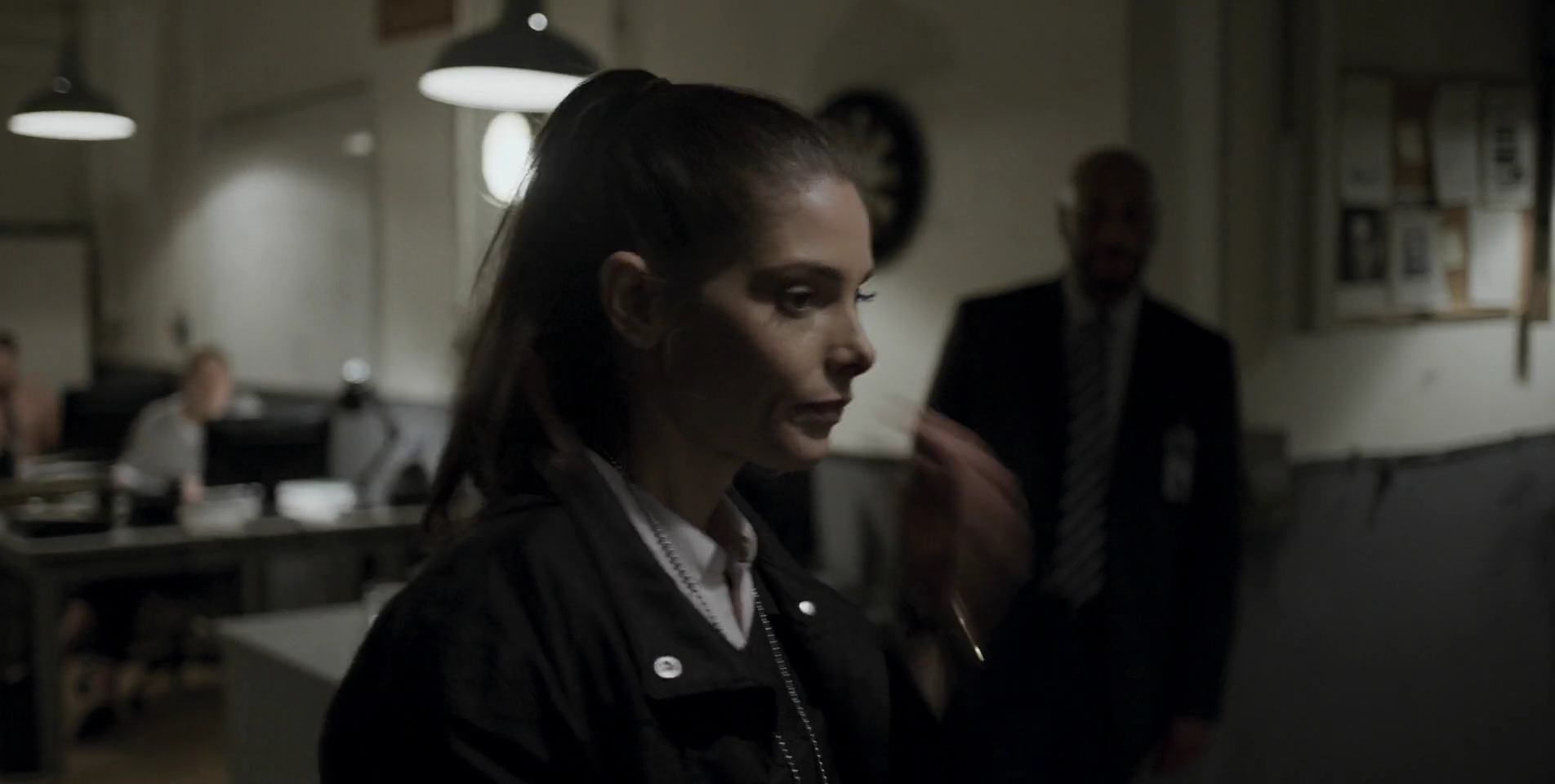 Ashley-Greene-dot-nl_OneShot0314.jpg