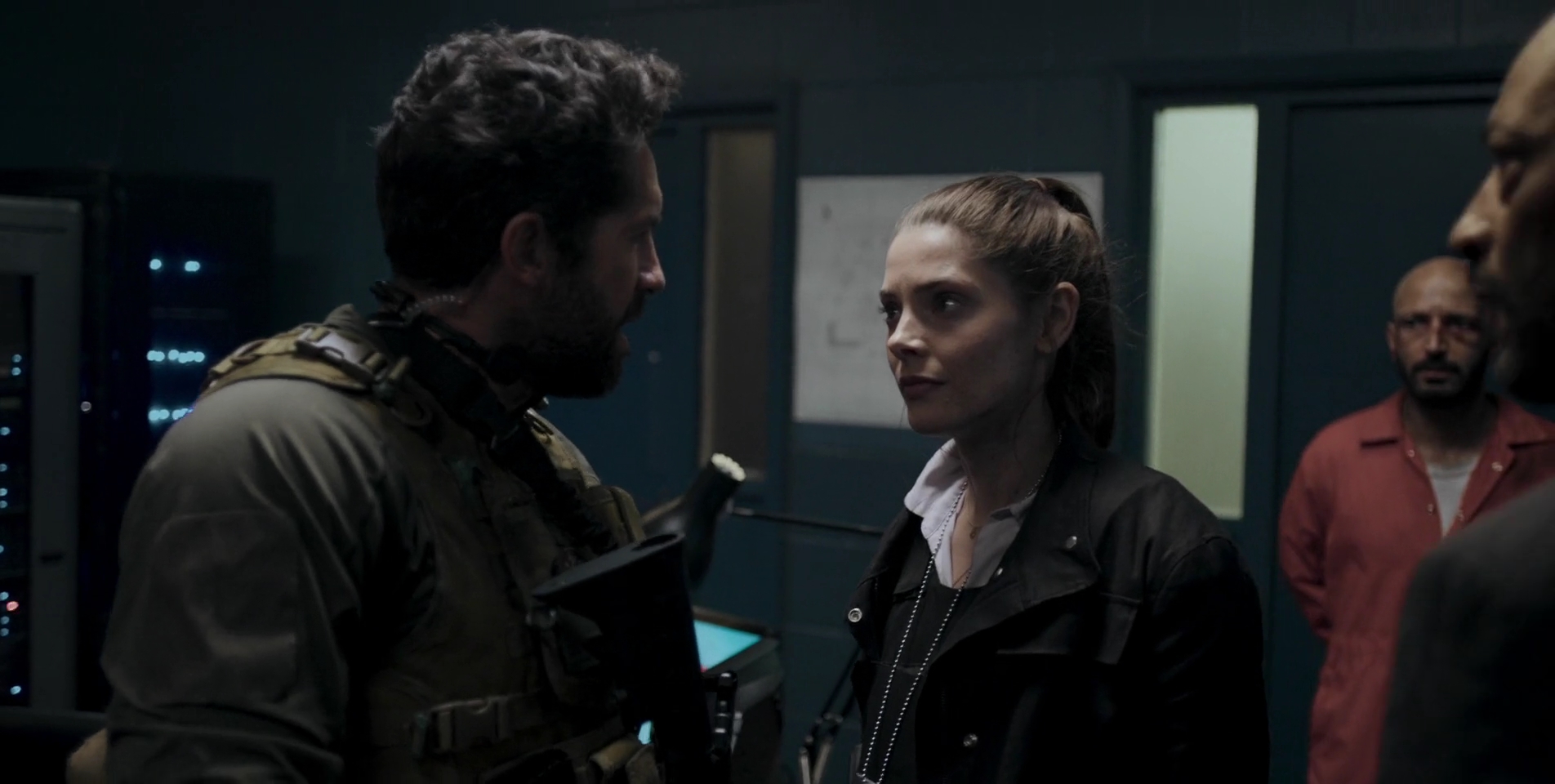 Ashley-Greene-dot-nl_OneShot1895.jpg
