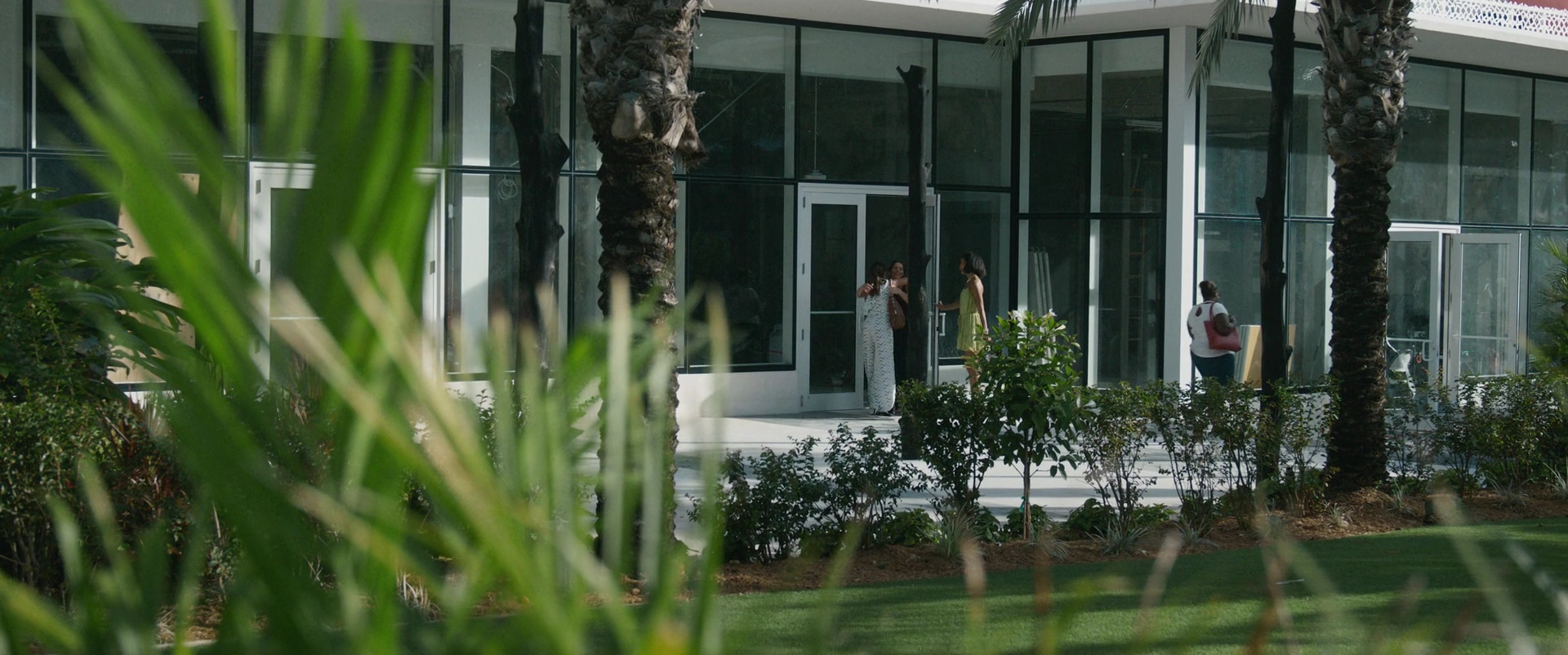 Ashley-Greene-dot-nl-SomeOtherWoman2141.jpg