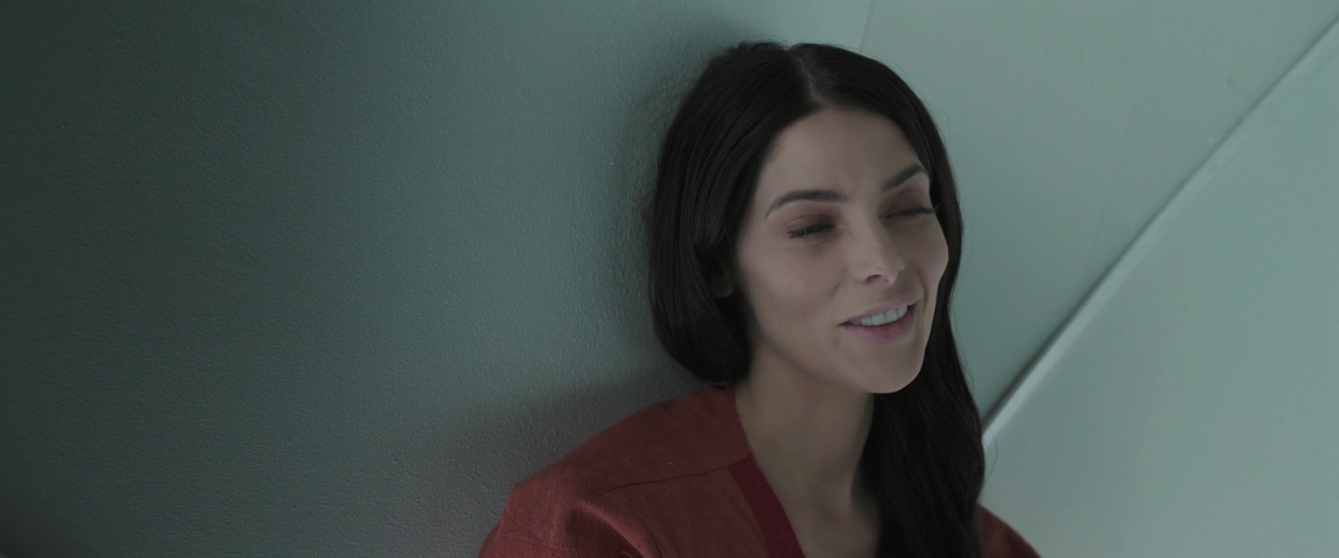 Ashley-Greene-dot-nl_TheImmaculateRoom3910.jpg