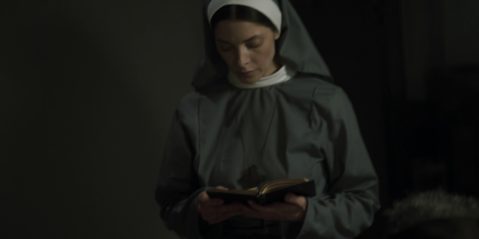 Ashley-Greene-dot-nl-TheRitual1143.jpg Ashley-Greene-dot-nl-TheRitual1143.jpg