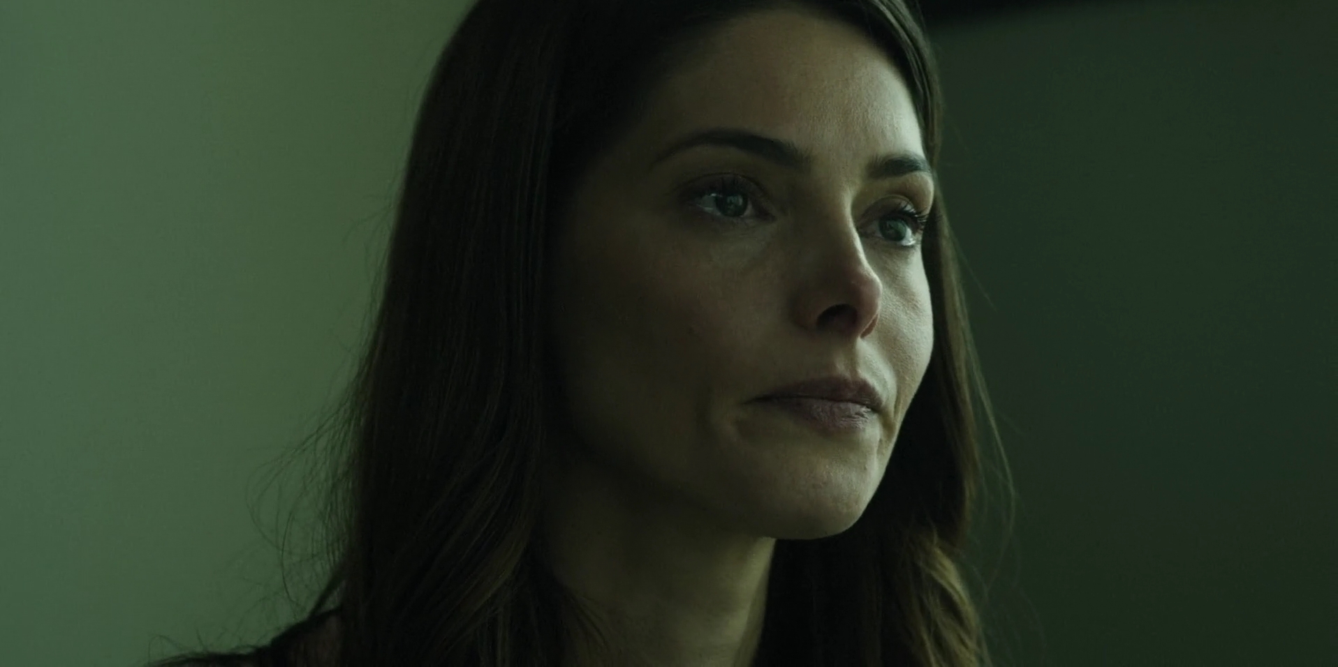 Ashley-Greene-dot-nl_WrongPlace0085.jpg