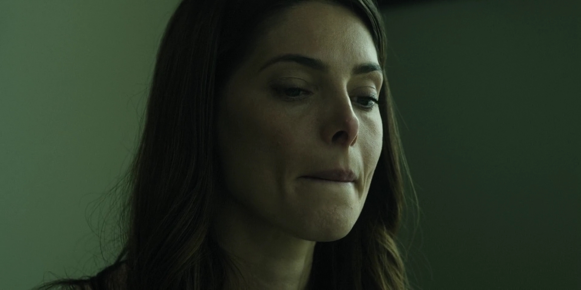 Ashley-Greene-dot-nl_WrongPlace0088.jpg
