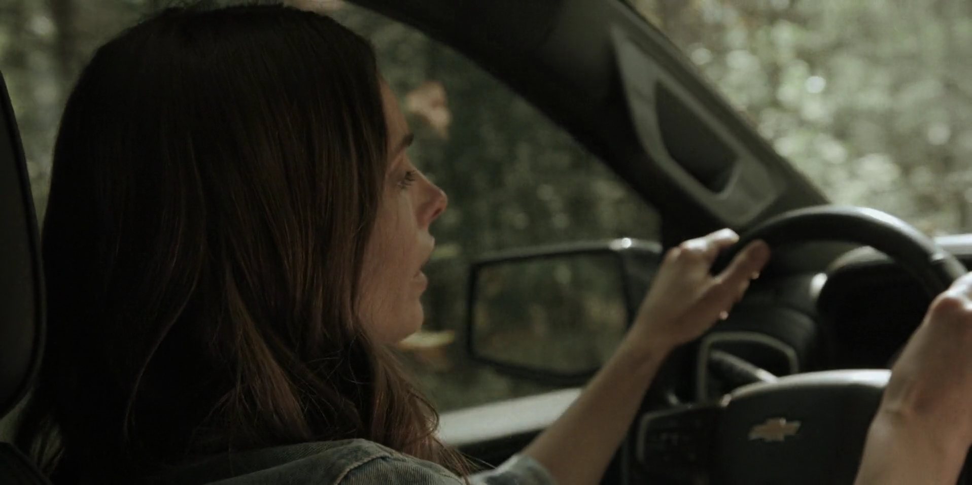 Ashley-Greene-dot-nl_WrongPlace0815.jpg