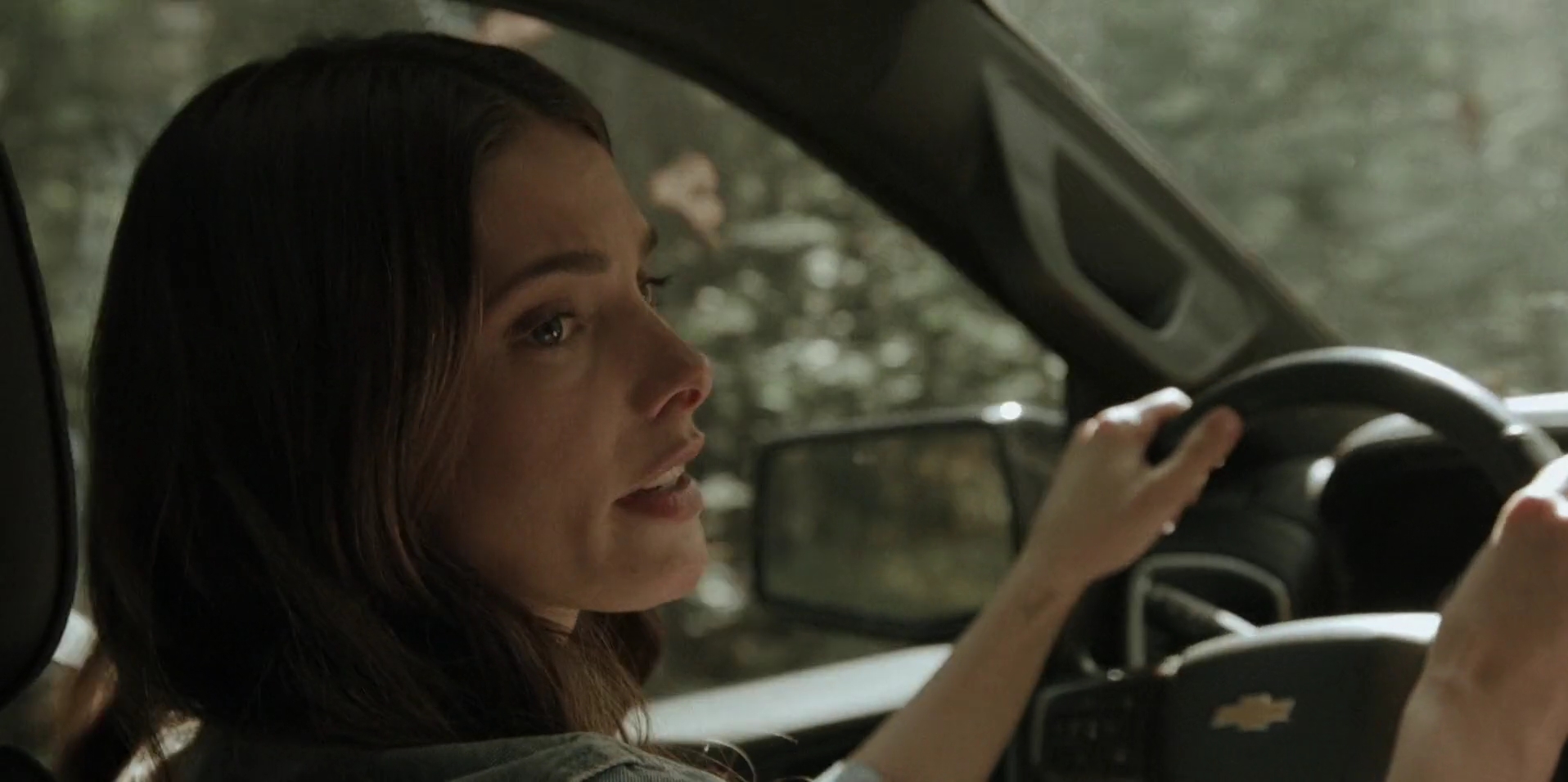 Ashley-Greene-dot-nl_WrongPlace0816.jpg