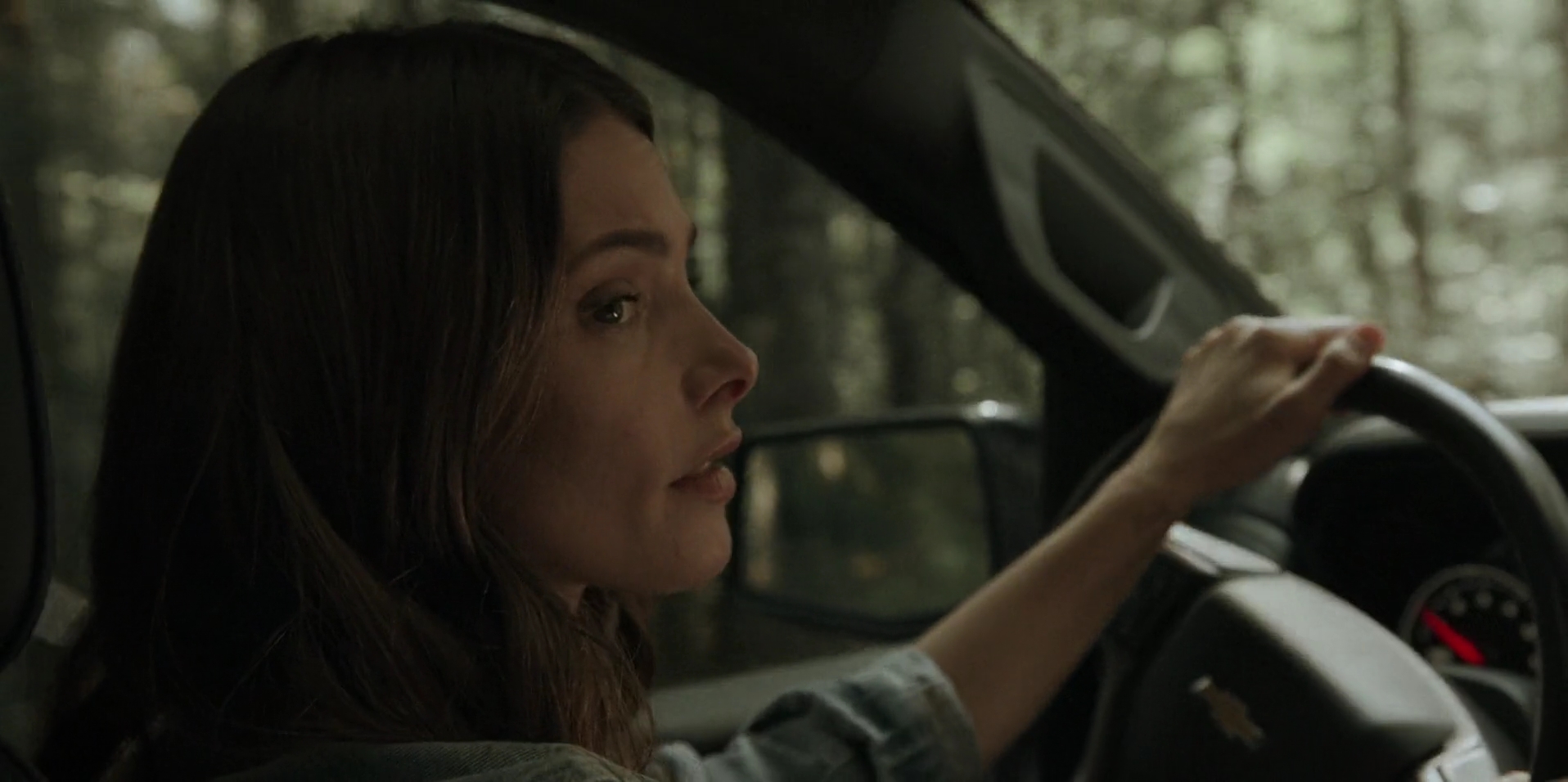 Ashley-Greene-dot-nl_WrongPlace0820.jpg
