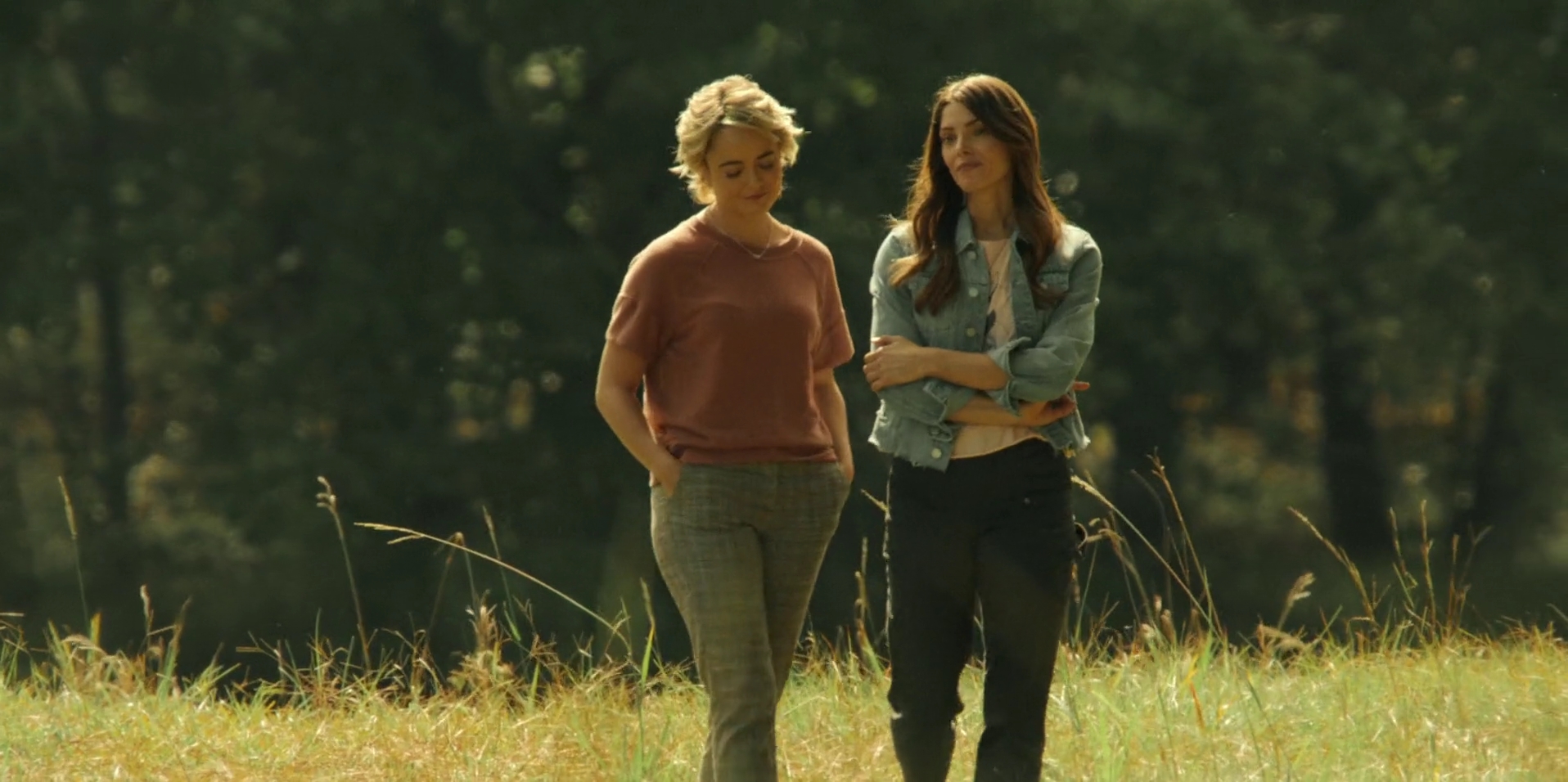Ashley-Greene-dot-nl_WrongPlace2049.jpg
