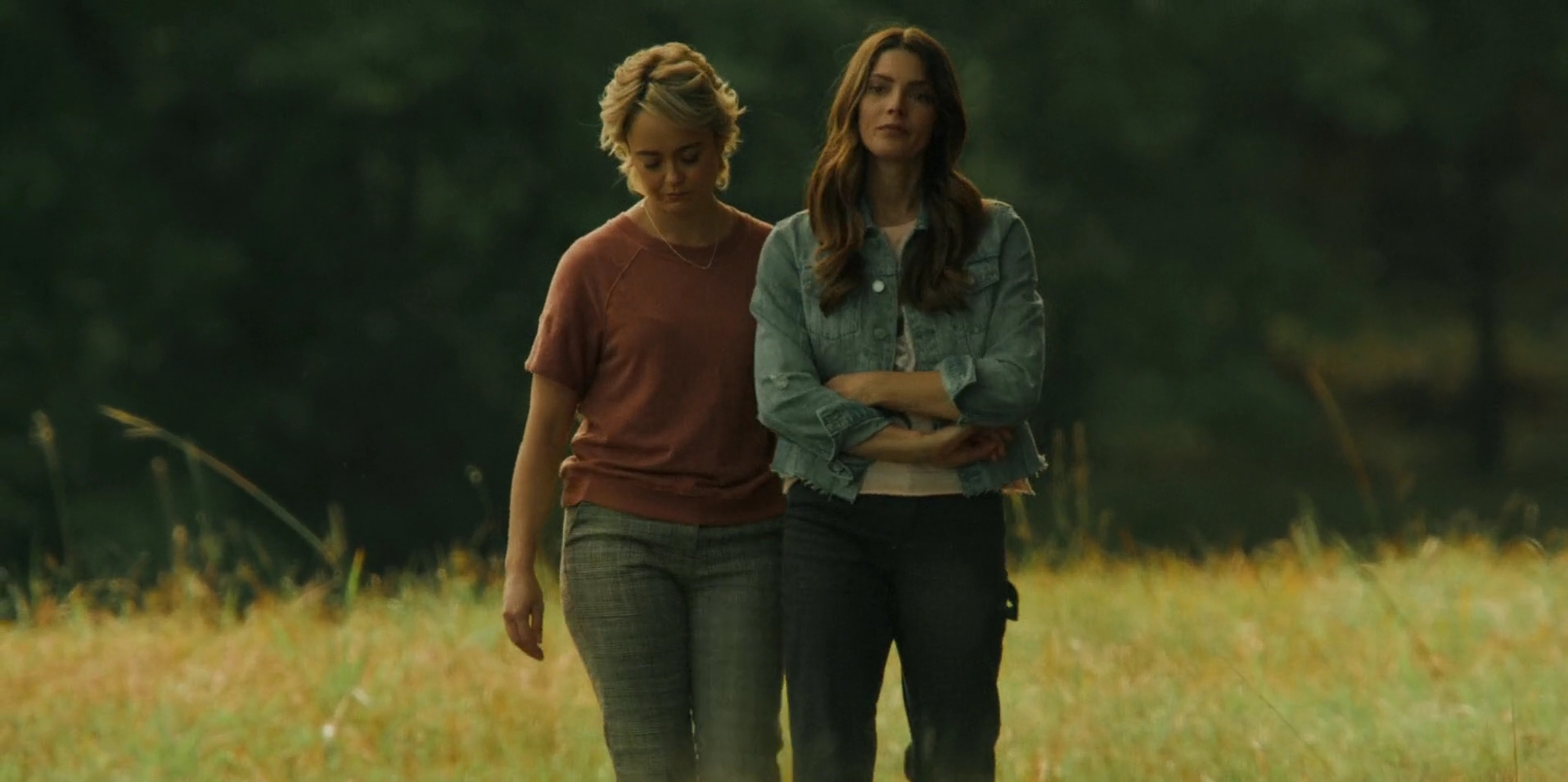 Ashley-Greene-dot-nl_WrongPlace2063.jpg