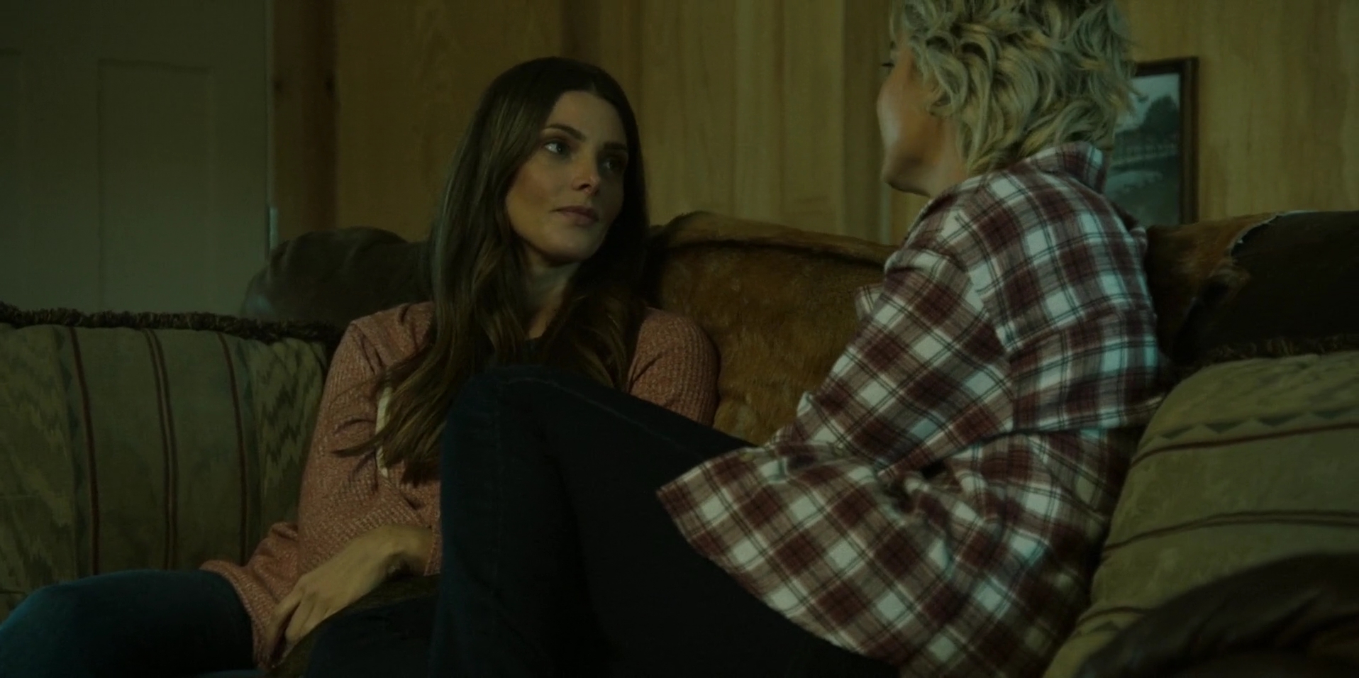 Ashley-Greene-dot-nl_WrongPlace2231.jpg