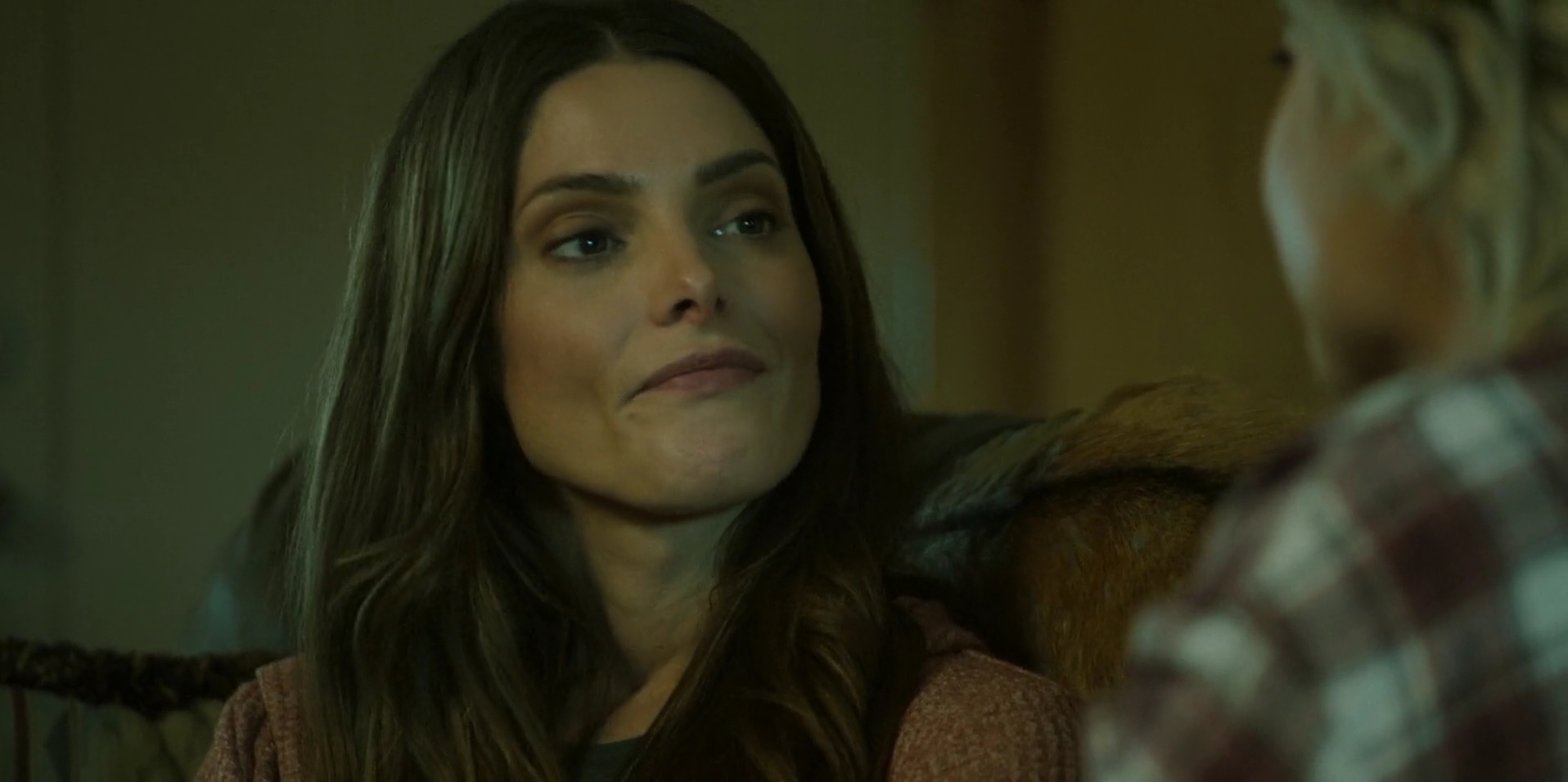 Ashley-Greene-dot-nl_WrongPlace2236.jpg