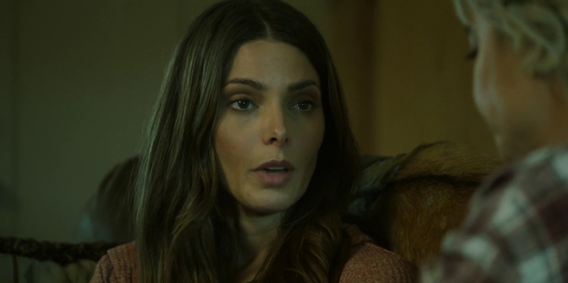 Ashley-Greene-dot-nl_WrongPlace2243.jpg
