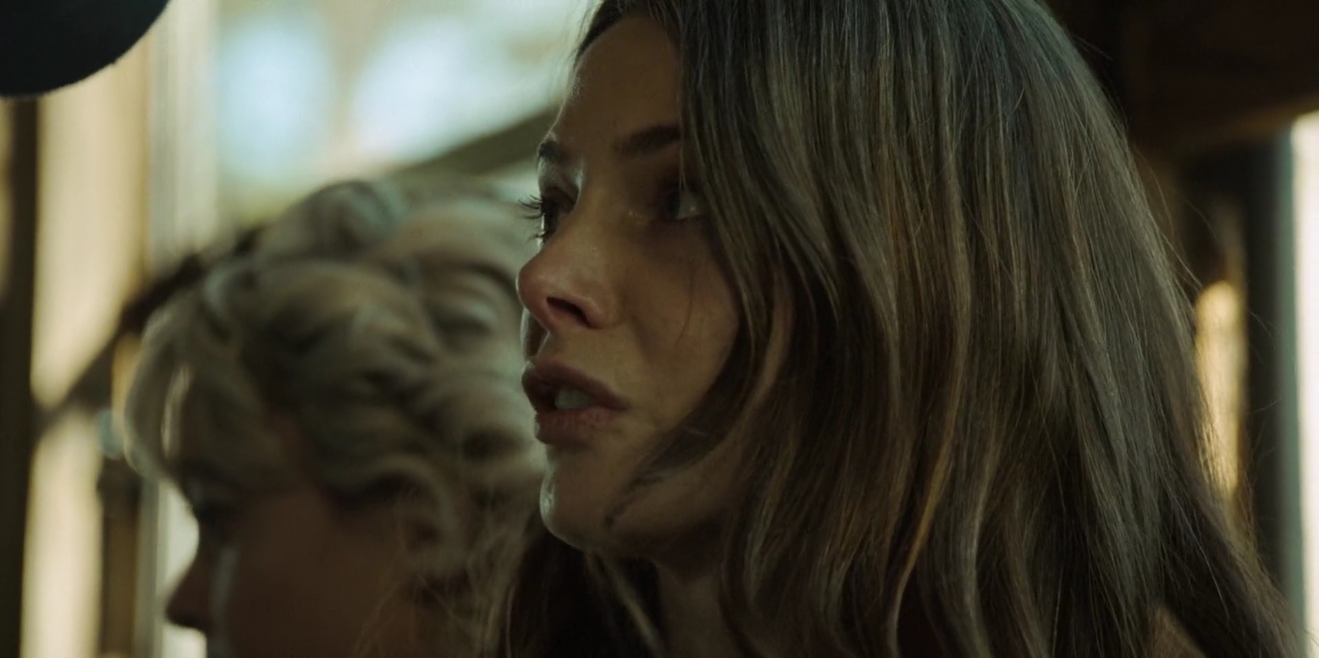 Ashley-Greene-dot-nl_WrongPlace2934.jpg