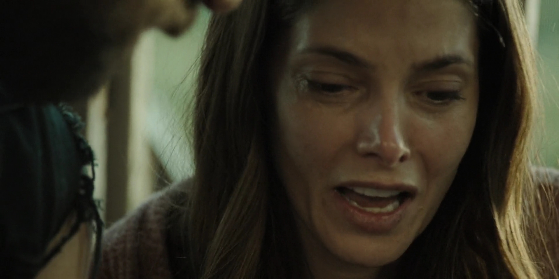 Ashley-Greene-dot-nl_WrongPlace2961.jpg