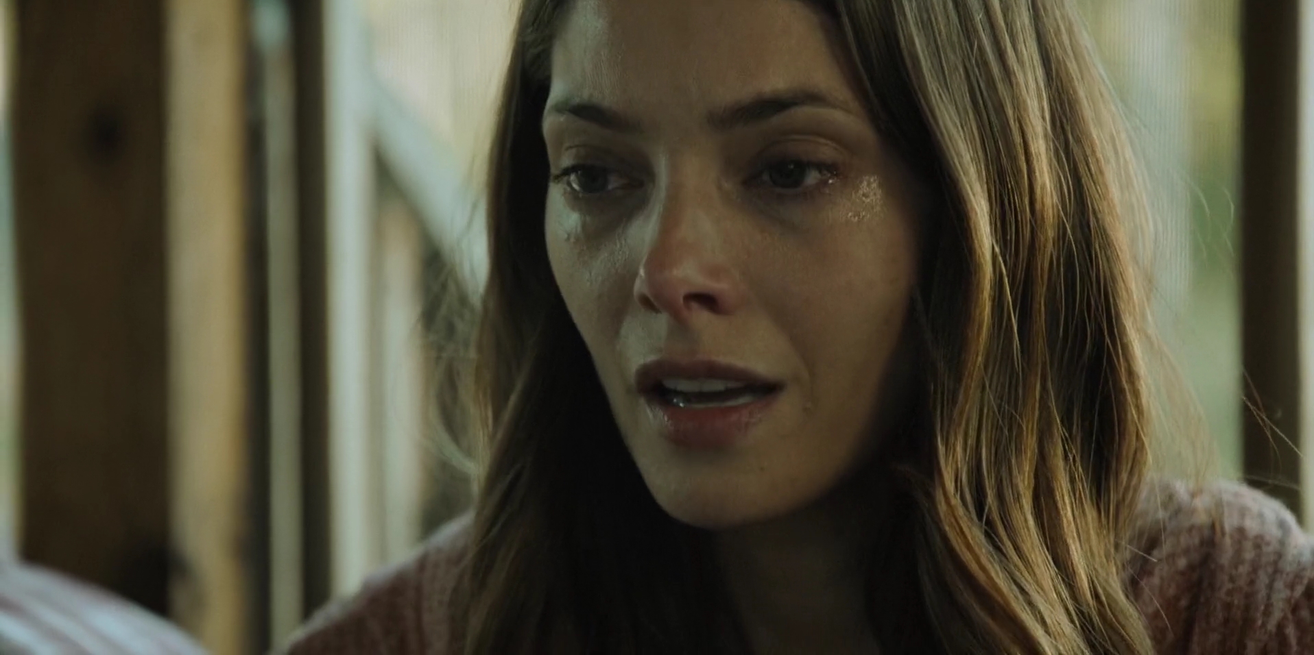 Ashley-Greene-dot-nl_WrongPlace3021.jpg