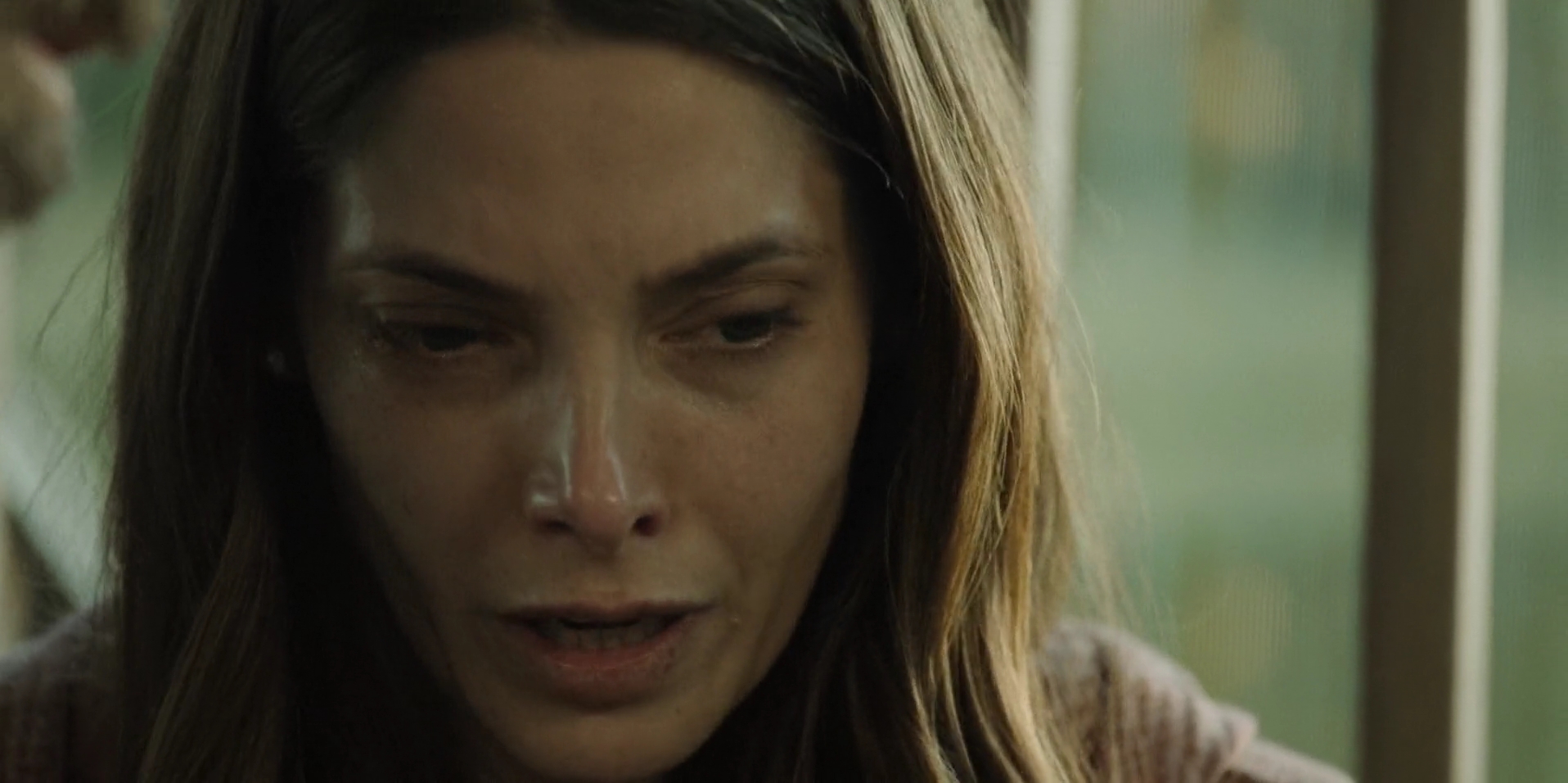 Ashley-Greene-dot-nl_WrongPlace3032.jpg