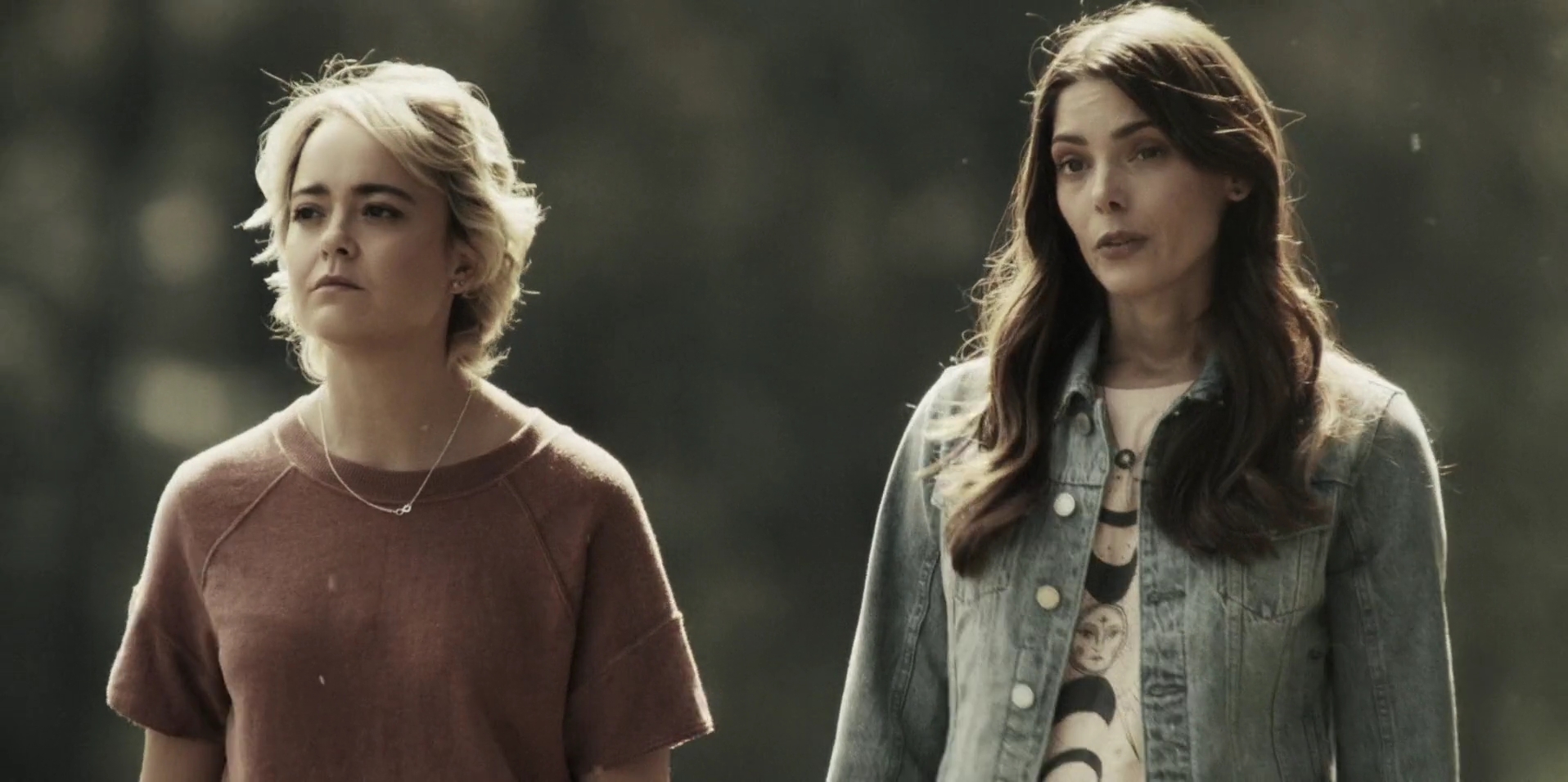Ashley-Greene-dot-nl_WrongPlace3207.jpg