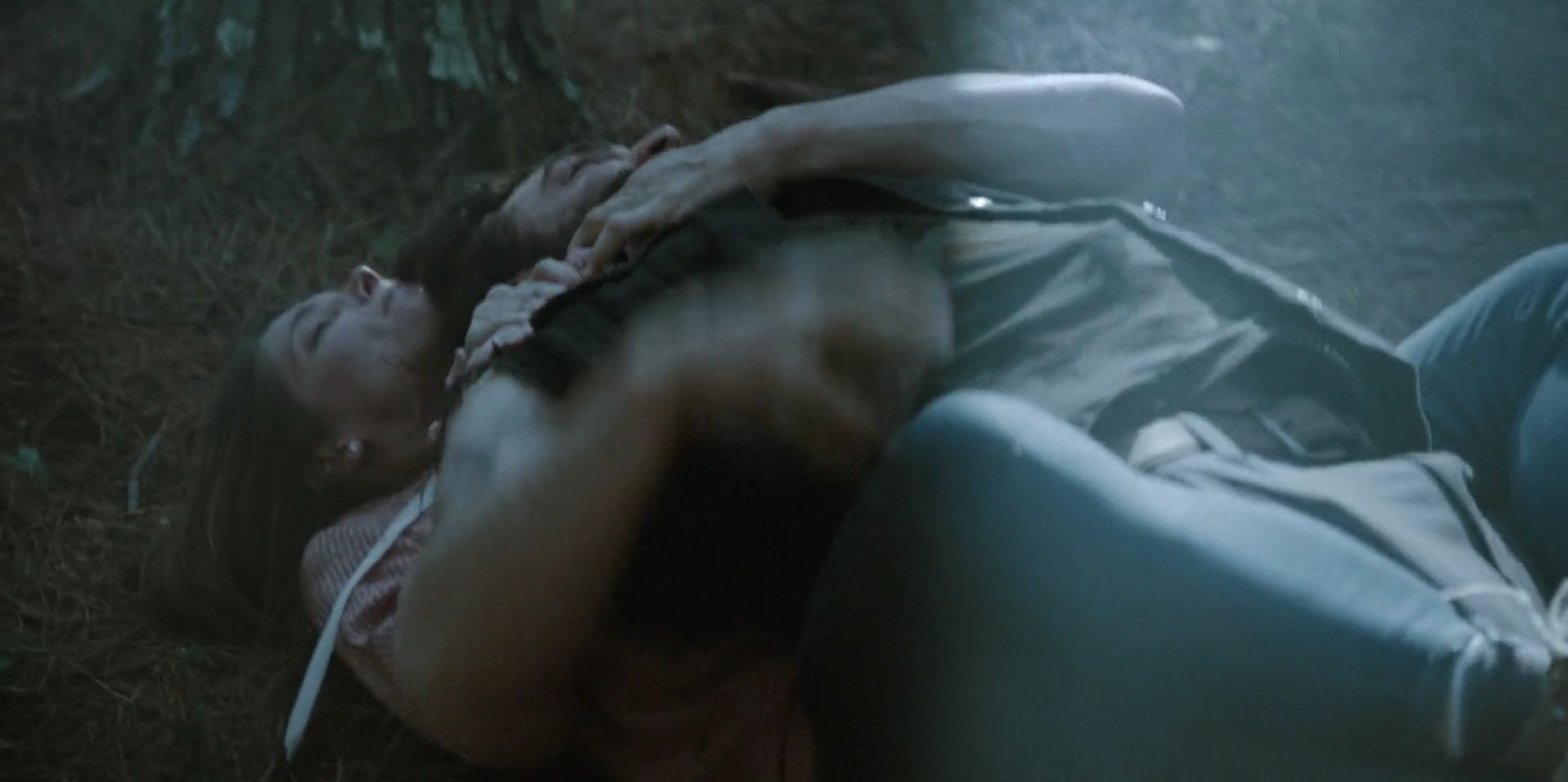 Ashley-Greene-dot-nl_WrongPlace3288.jpg