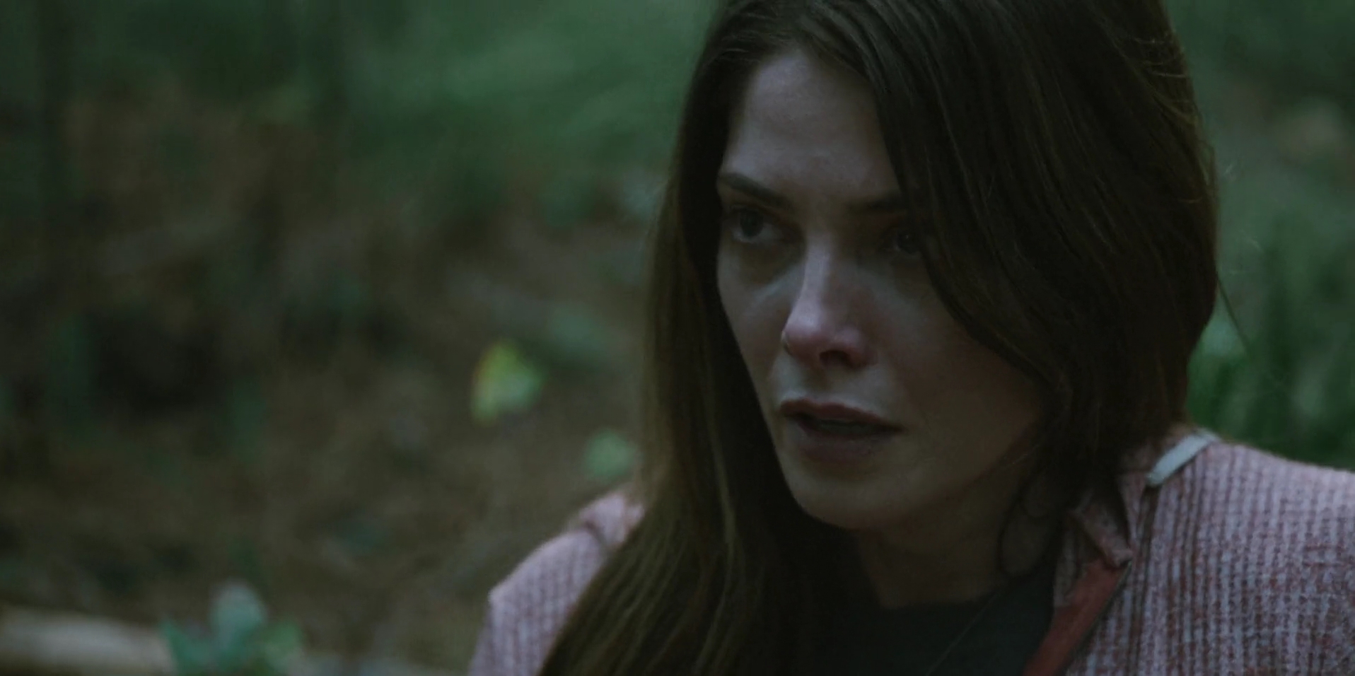 Ashley-Greene-dot-nl_WrongPlace3346.jpg