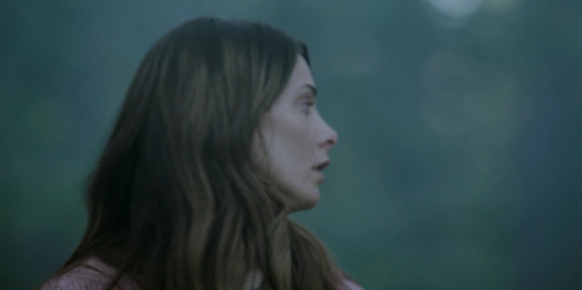 Ashley-Greene-dot-nl_WrongPlace3558.jpg