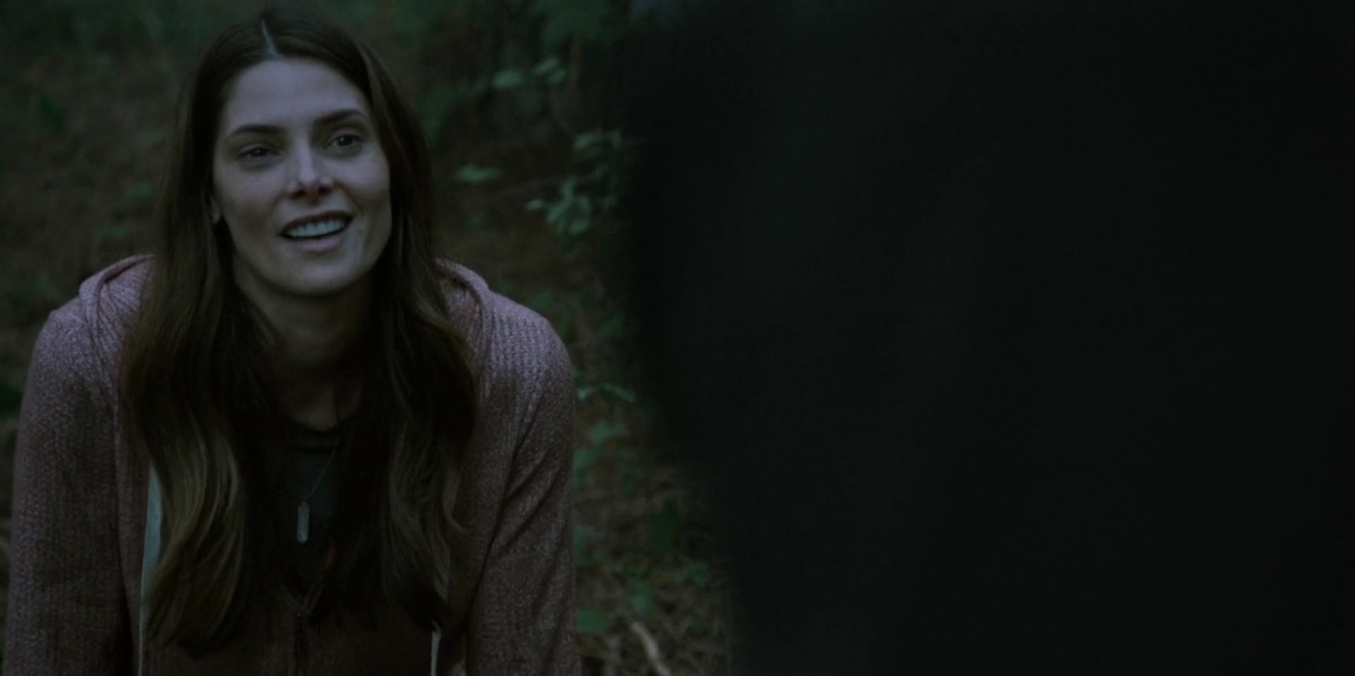 Ashley-Greene-dot-nl_WrongPlace4164.jpg