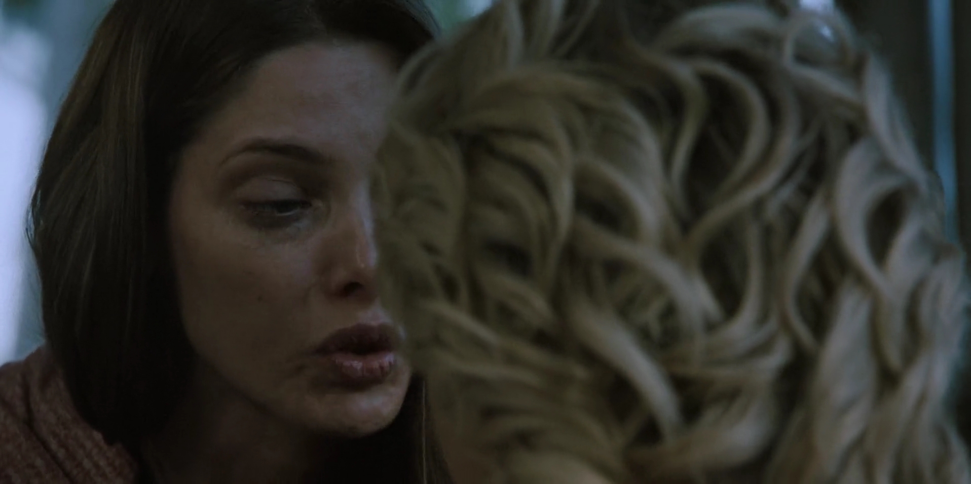 Ashley-Greene-dot-nl_WrongPlace4271.jpg