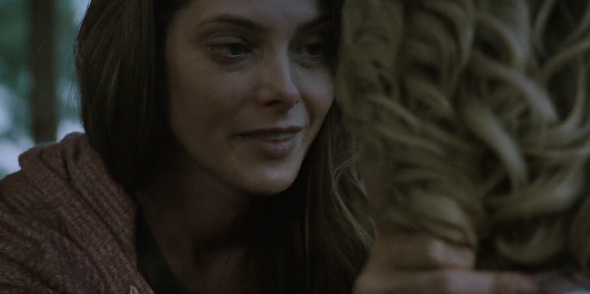 Ashley-Greene-dot-nl_WrongPlace4286.jpg