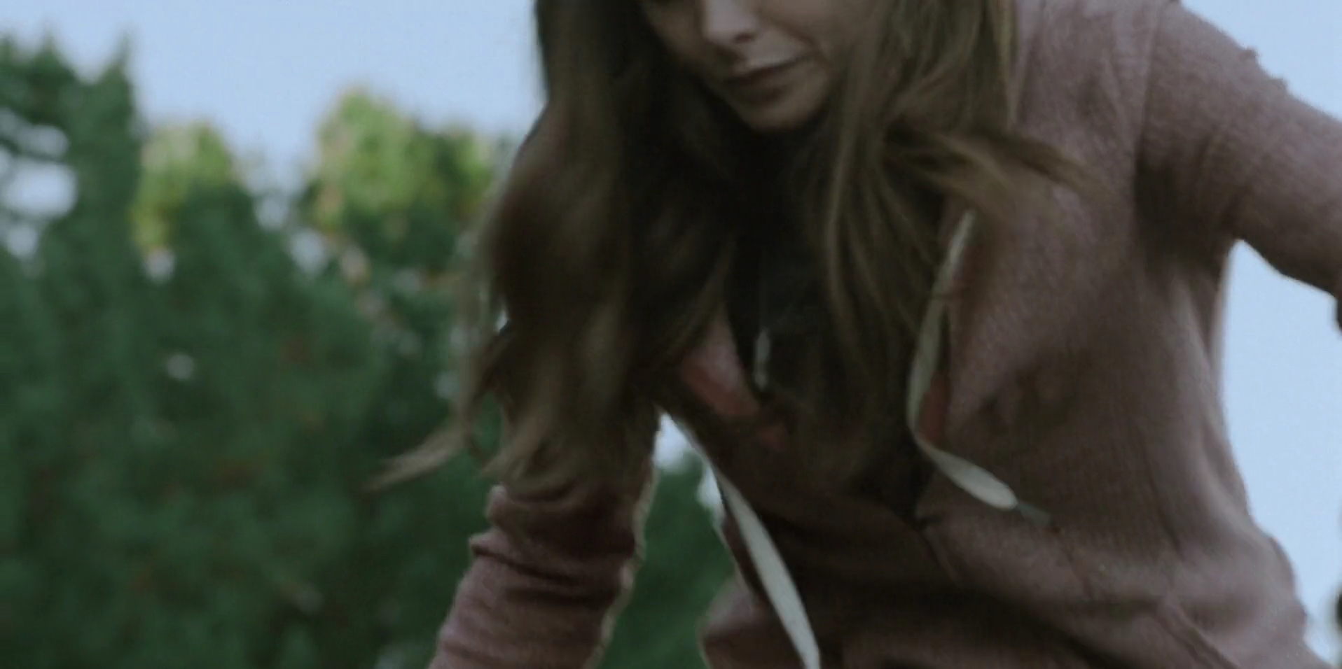 Ashley-Greene-dot-nl_WrongPlace4622.jpg