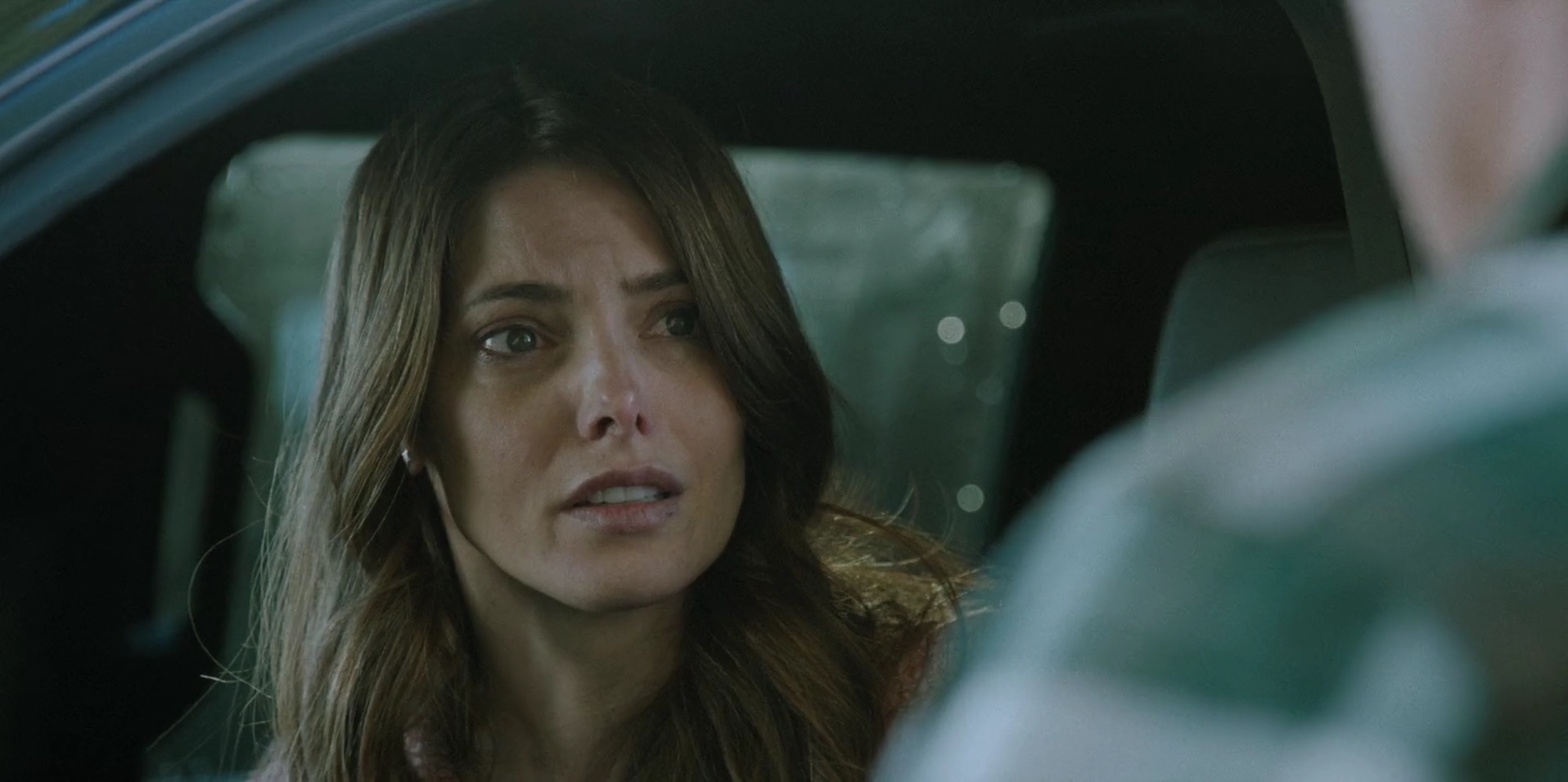 Ashley-Greene-dot-nl_WrongPlace4651.jpg