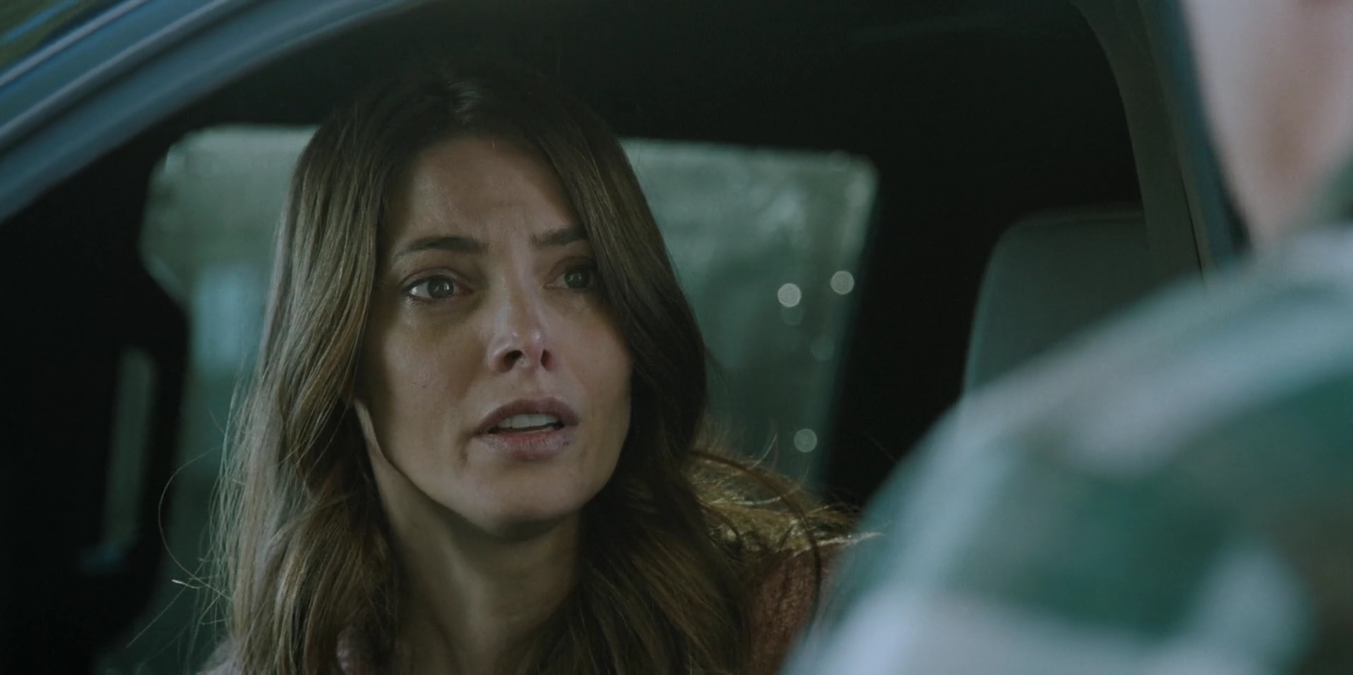 Ashley-Greene-dot-nl_WrongPlace4652.jpg