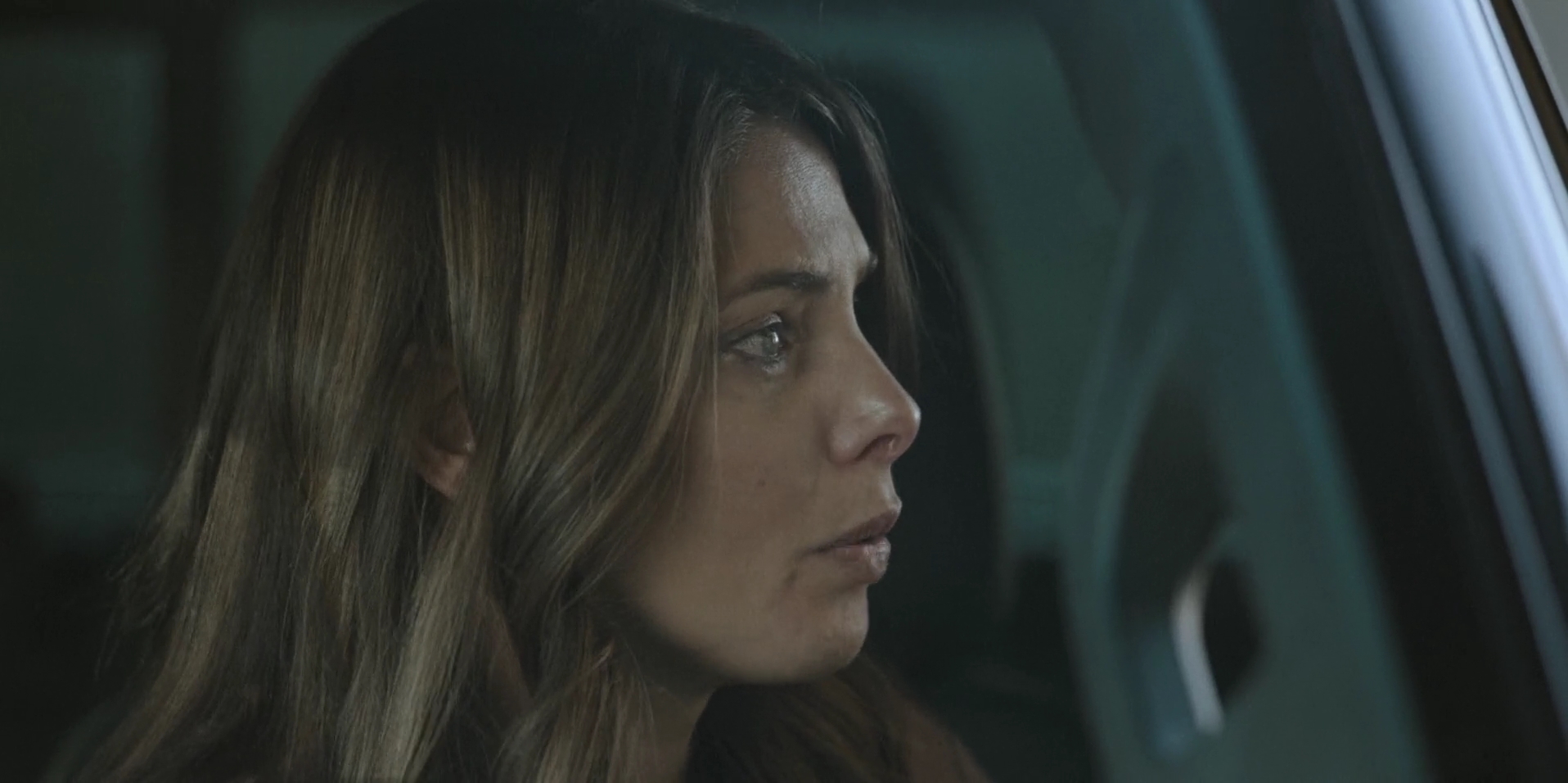 Ashley-Greene-dot-nl_WrongPlace4655.jpg