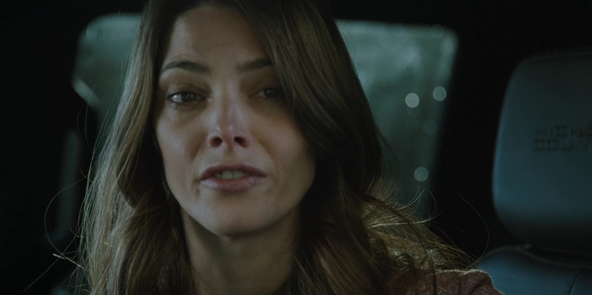 Ashley-Greene-dot-nl_WrongPlace4667.jpg