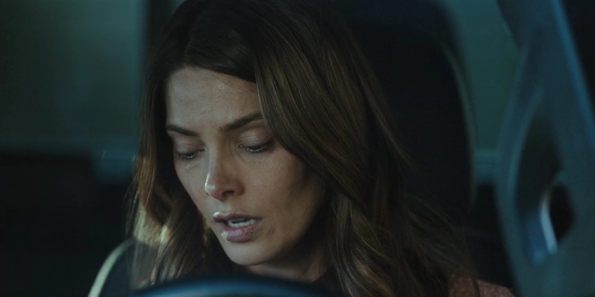 Ashley-Greene-dot-nl_WrongPlace4739.jpg