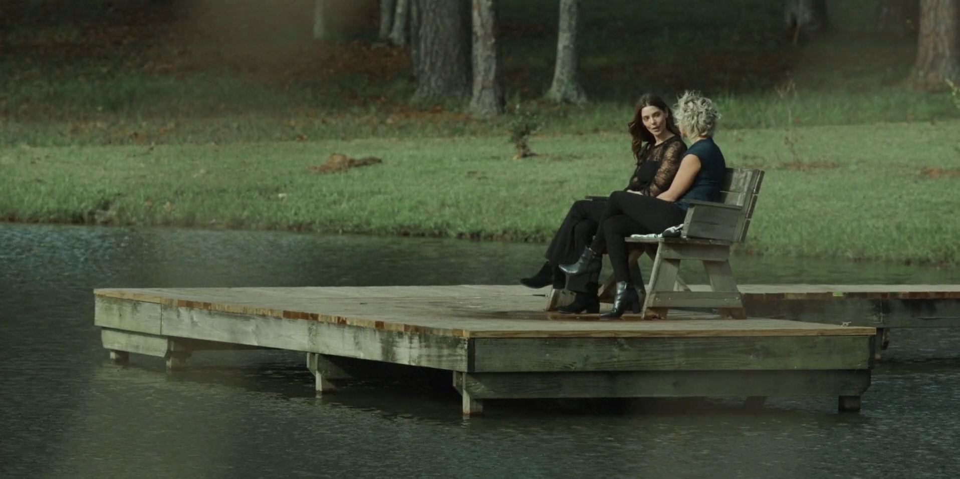 Ashley-Greene-dot-nl_WrongPlace5255.jpg