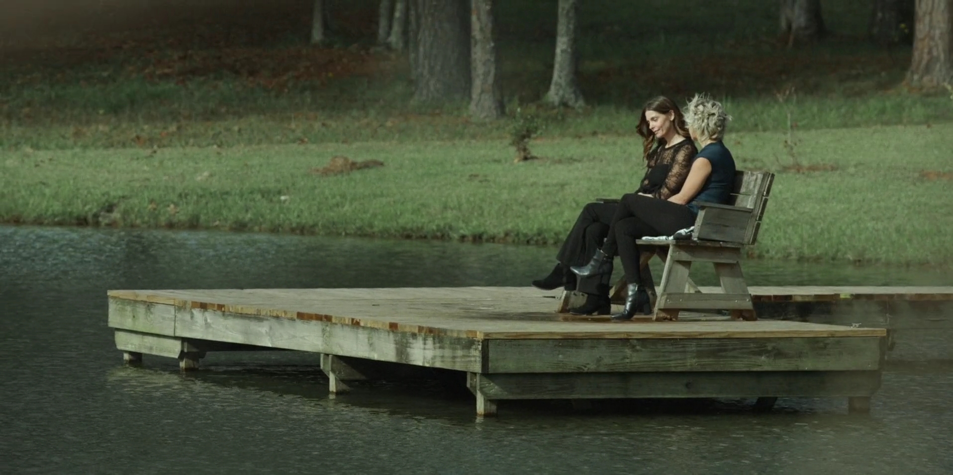 Ashley-Greene-dot-nl_WrongPlace5257.jpg