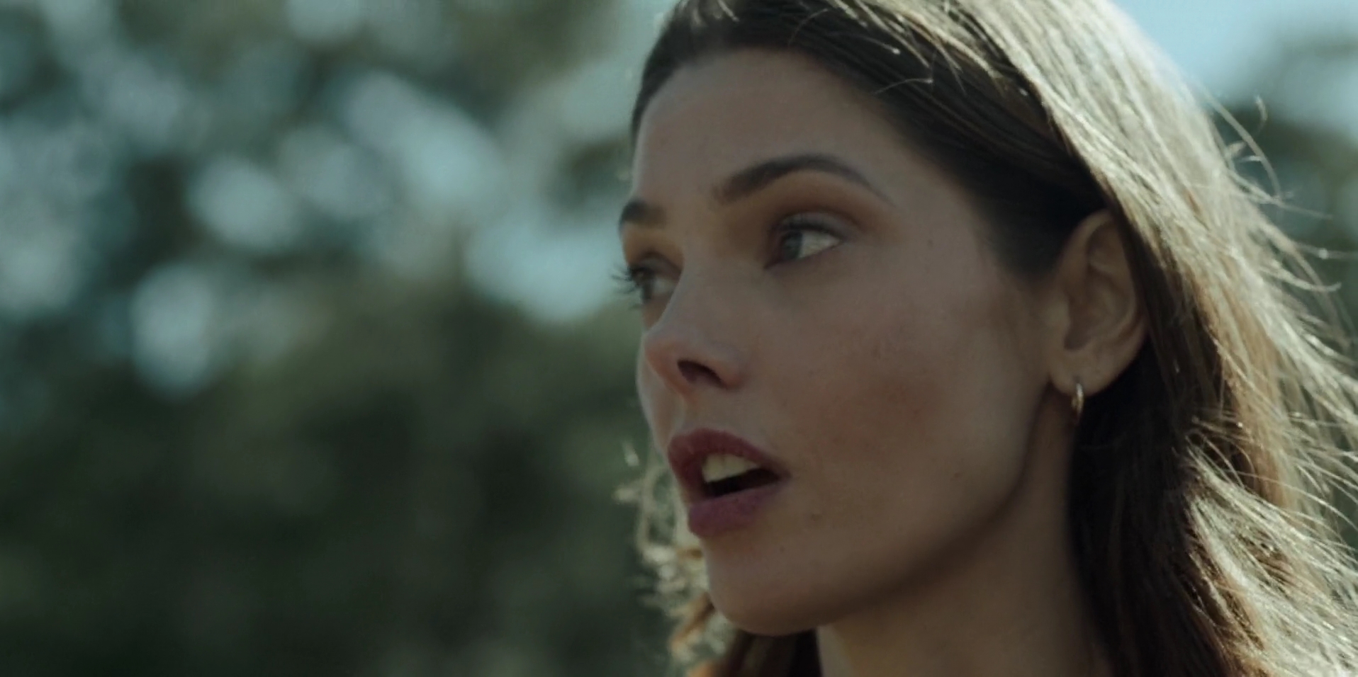 Ashley-Greene-dot-nl_WrongPlace5263.jpg