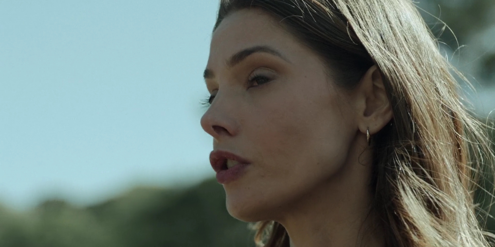 Ashley-Greene-dot-nl_WrongPlace5268.jpg