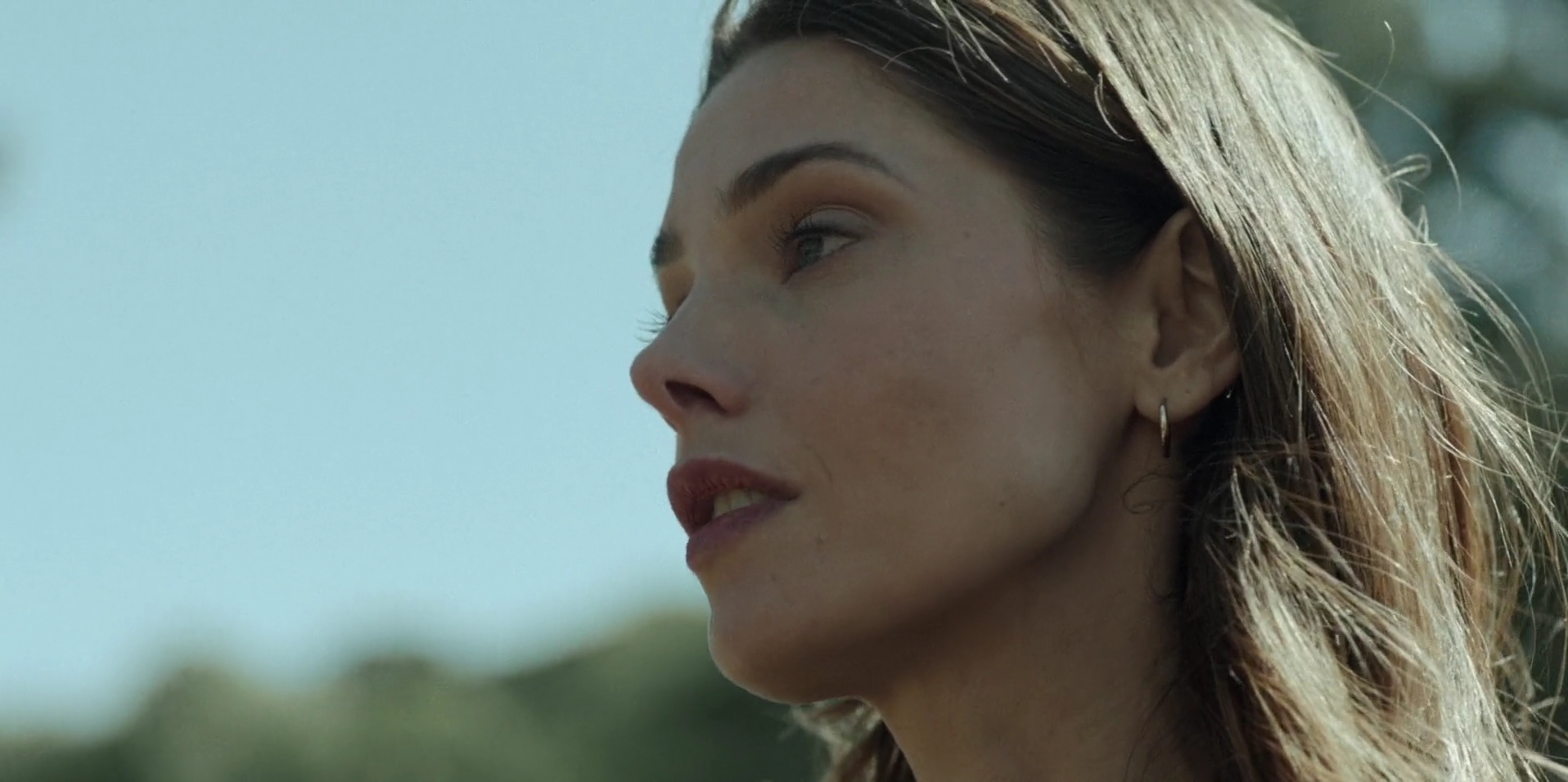 Ashley-Greene-dot-nl_WrongPlace5269.jpg