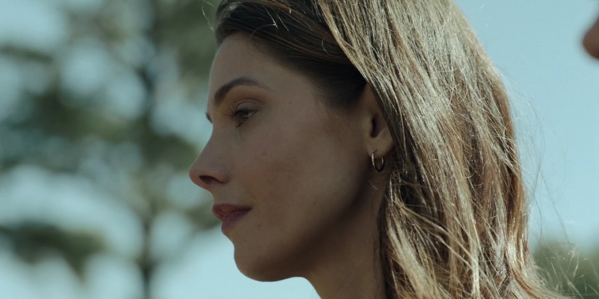 Ashley-Greene-dot-nl_WrongPlace5276.jpg