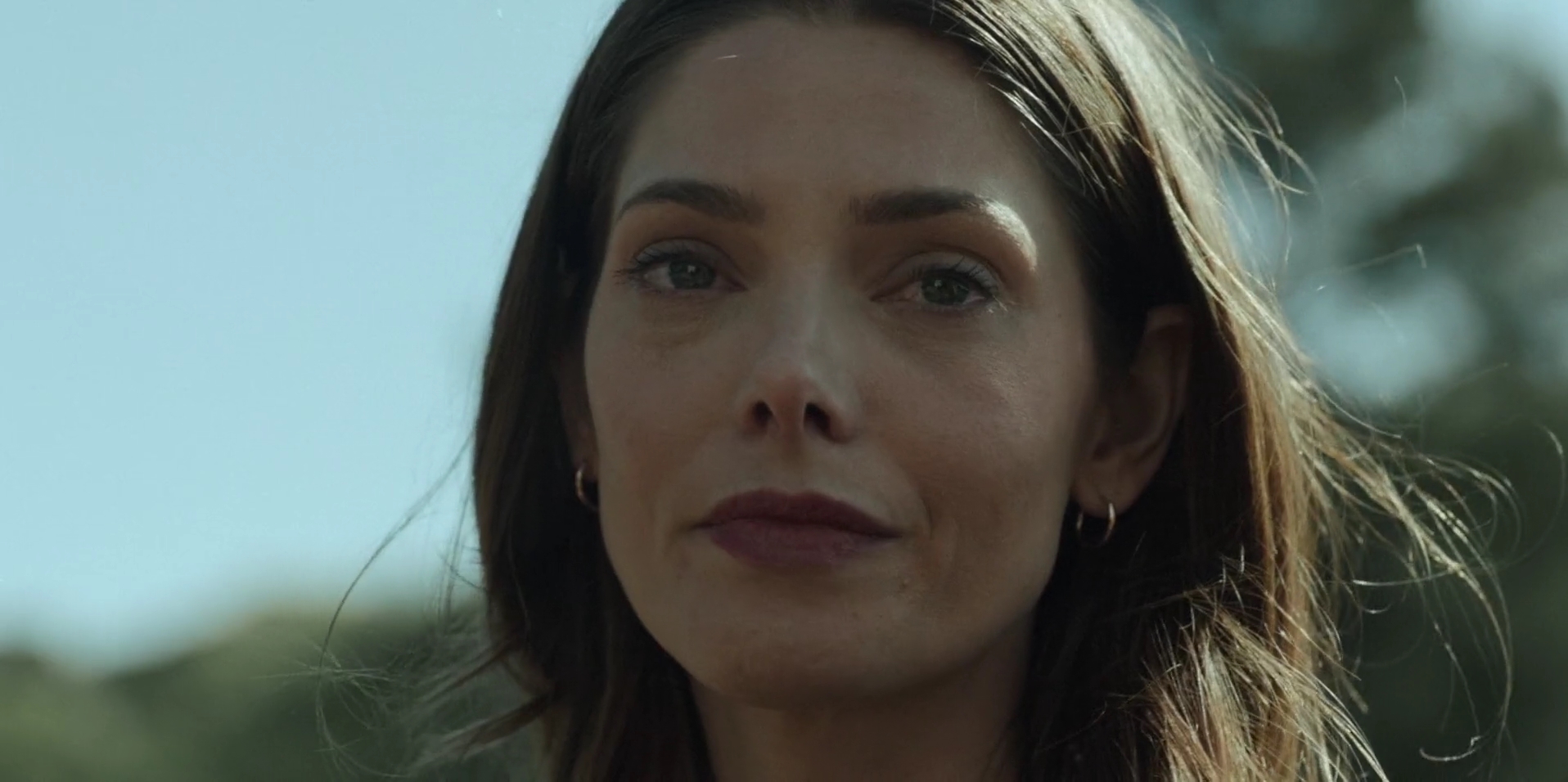 Ashley-Greene-dot-nl_WrongPlace5292.jpg