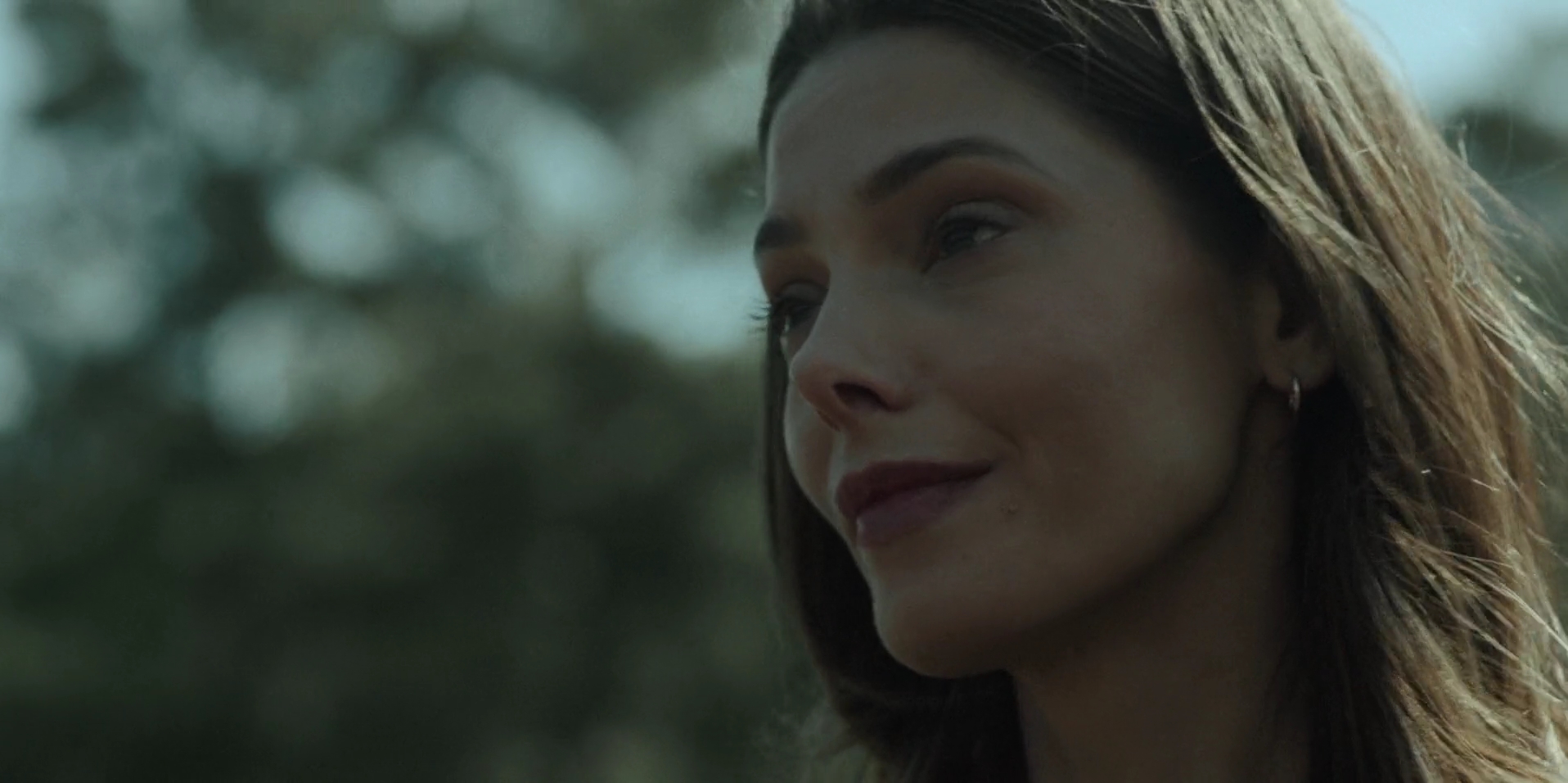 Ashley-Greene-dot-nl_WrongPlace5298.jpg