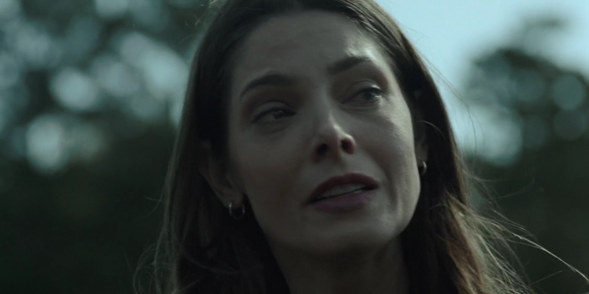 Ashley-Greene-dot-nl_WrongPlace5304.jpg