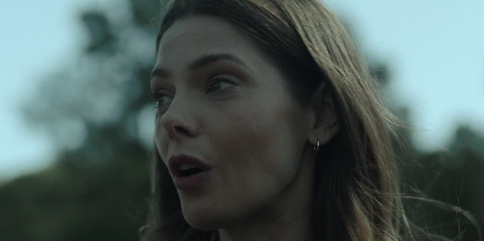 Ashley-Greene-dot-nl_WrongPlace5306.jpg