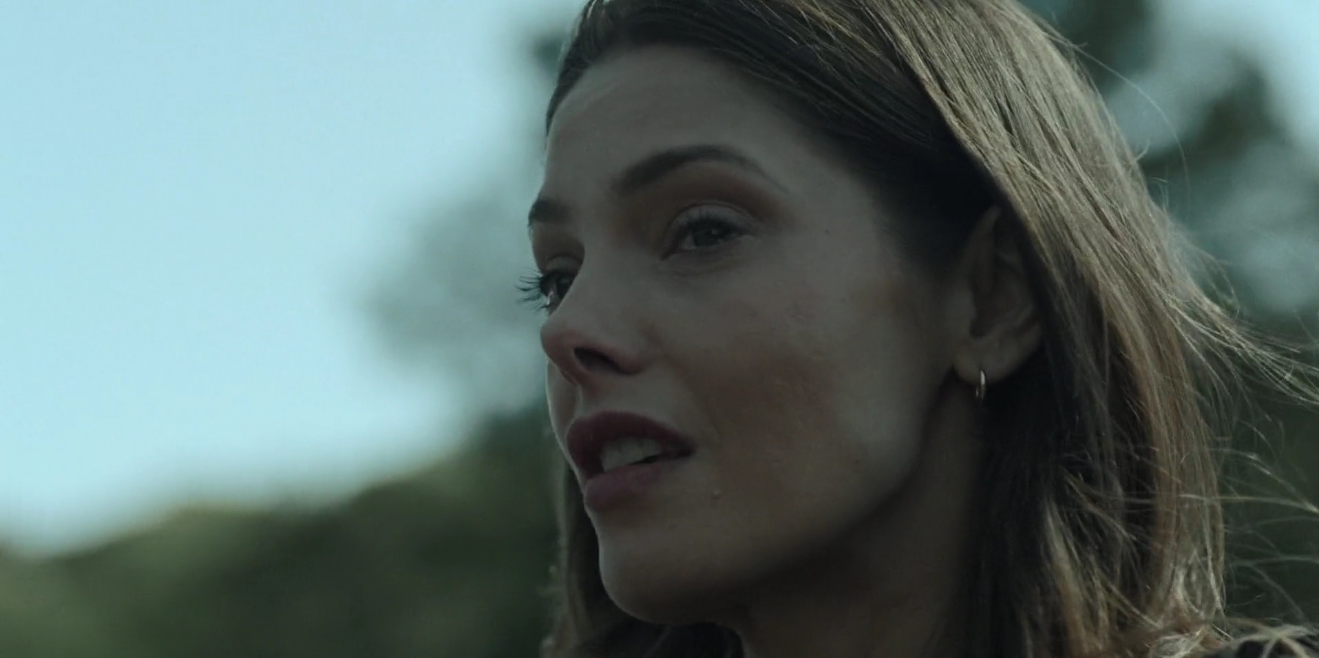 Ashley-Greene-dot-nl_WrongPlace5307.jpg