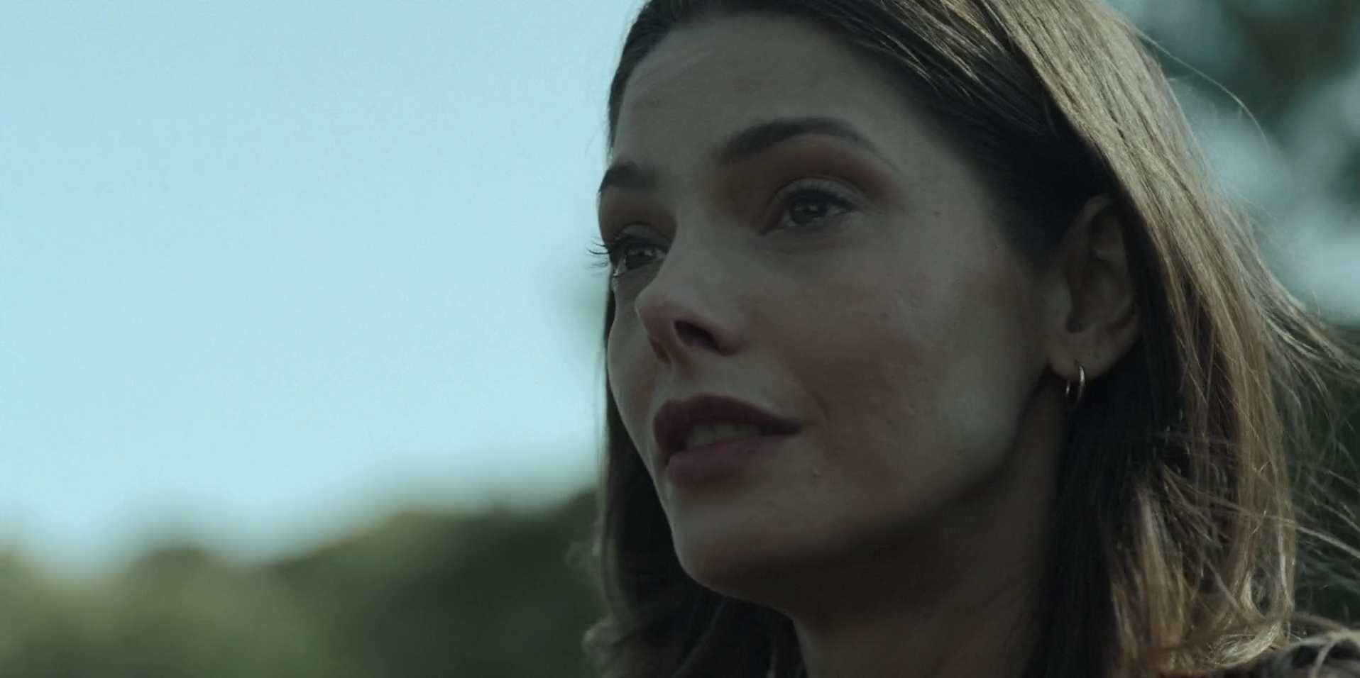 Ashley-Greene-dot-nl_WrongPlace5308.jpg