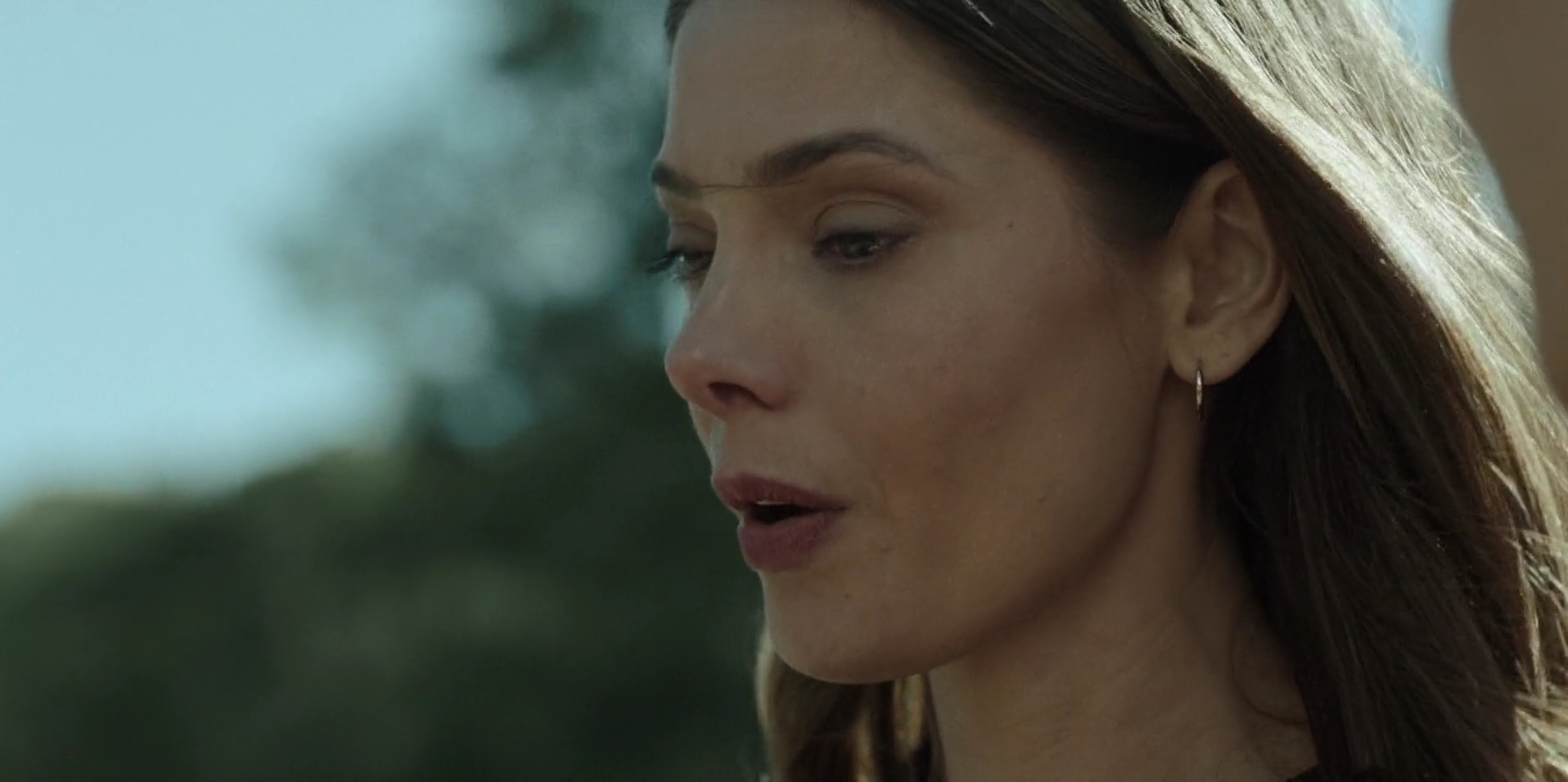 Ashley-Greene-dot-nl_WrongPlace5433.jpg