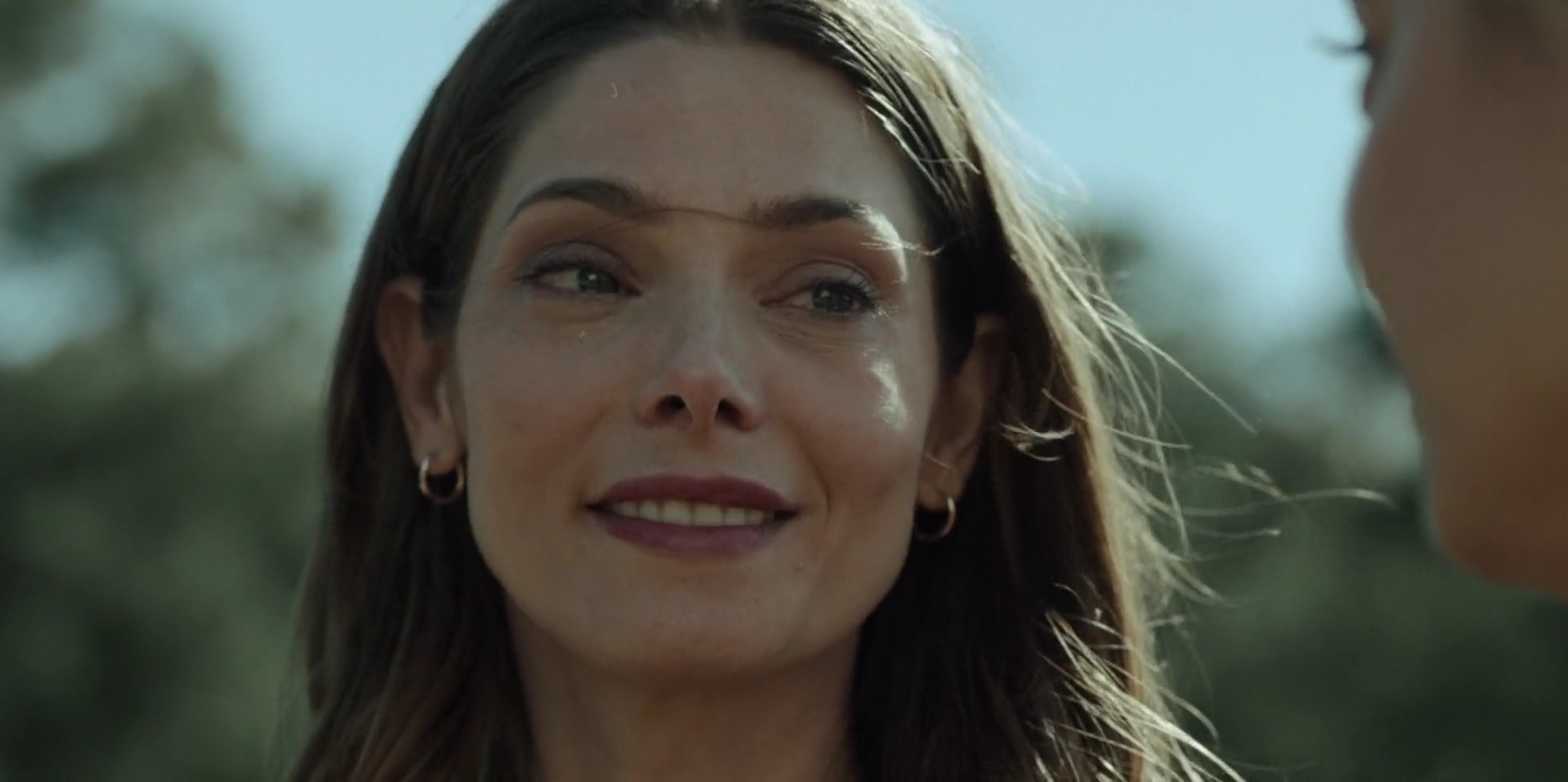 Ashley-Greene-dot-nl_WrongPlace5441.jpg